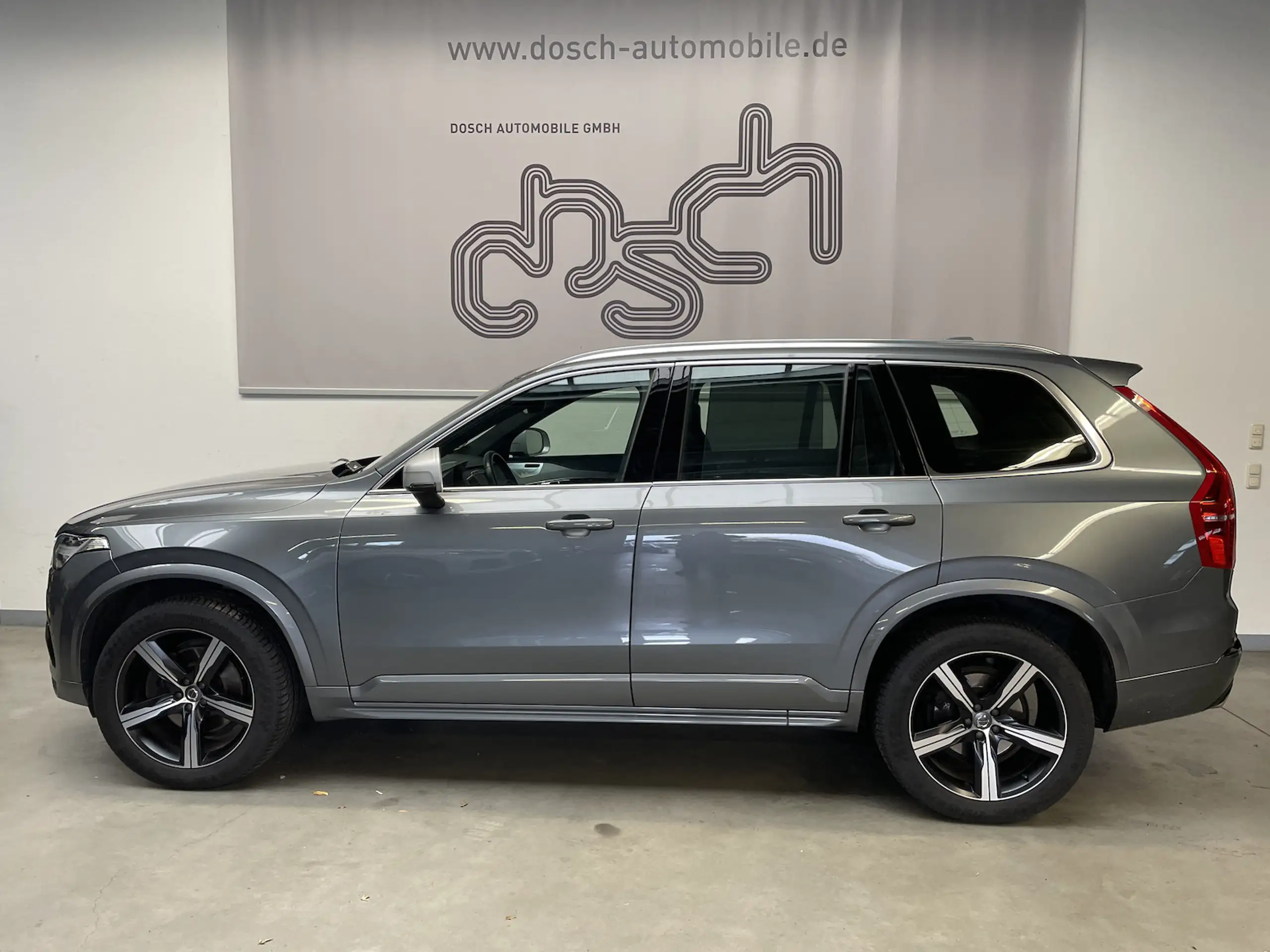 Volvo - XC90