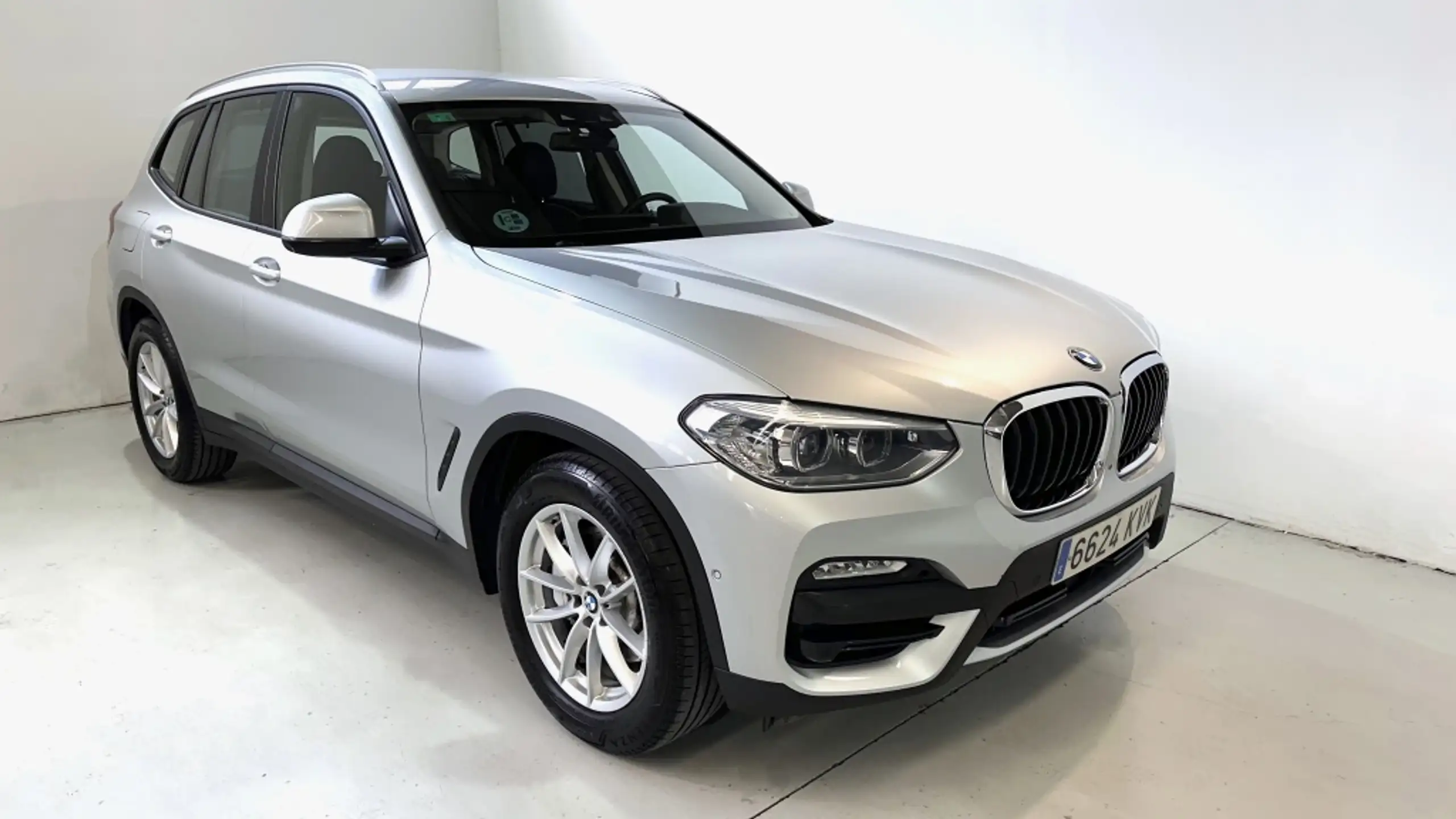 BMW - X3