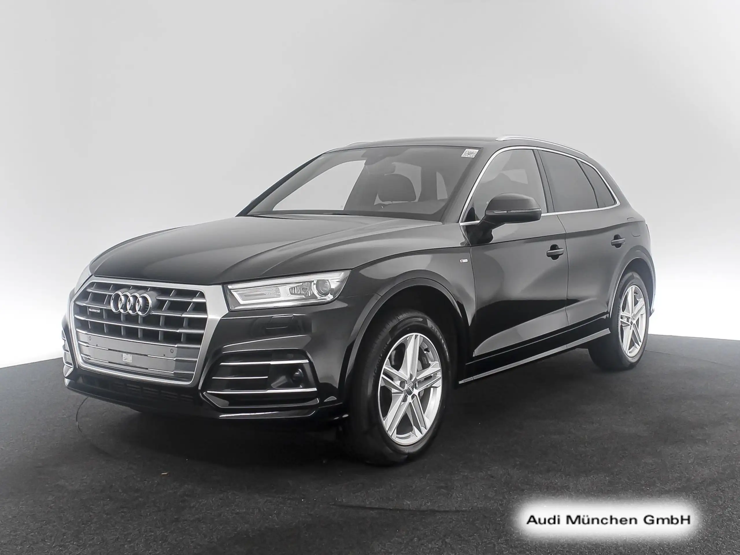 Audi - Q5