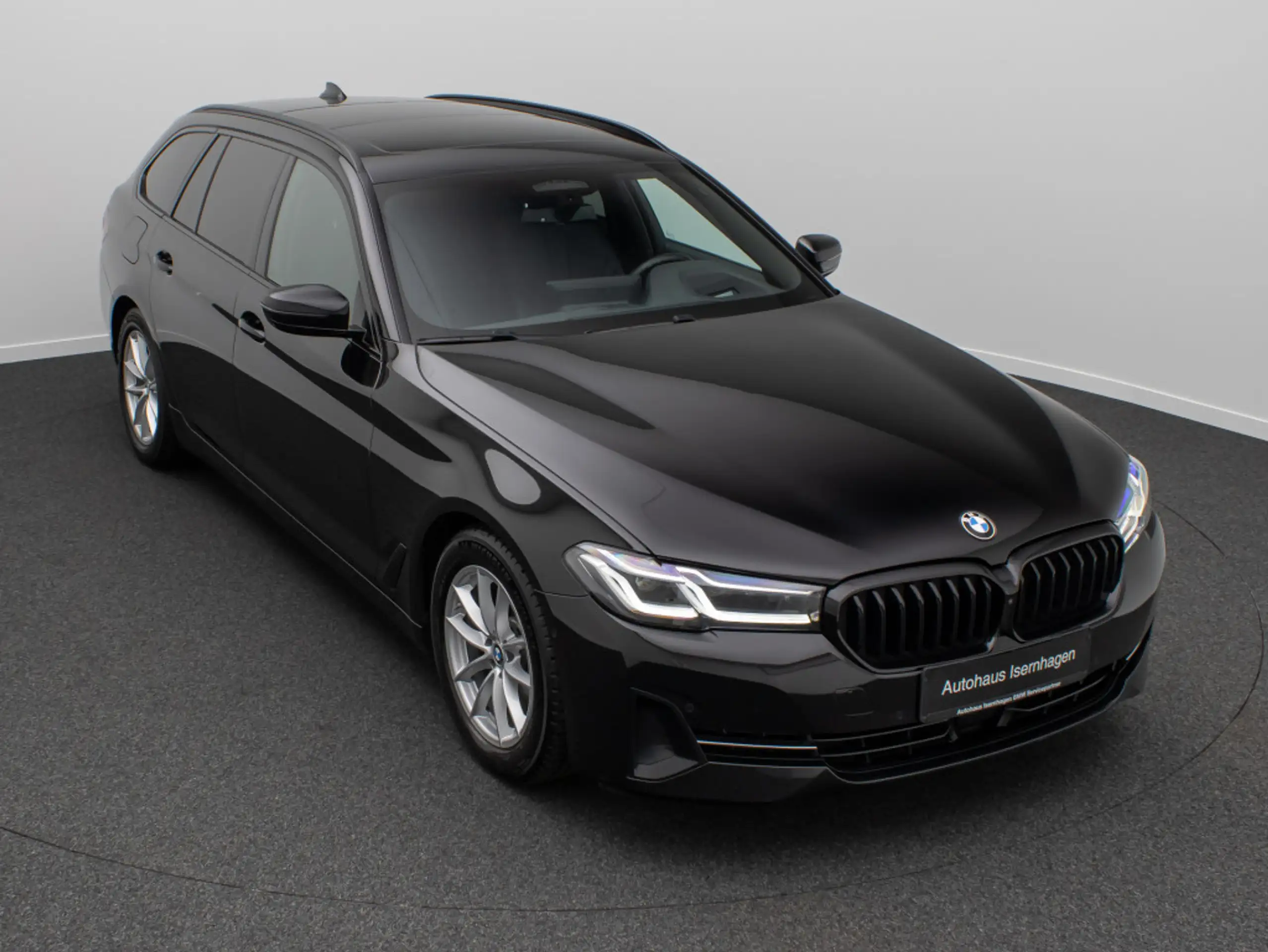 BMW - 520