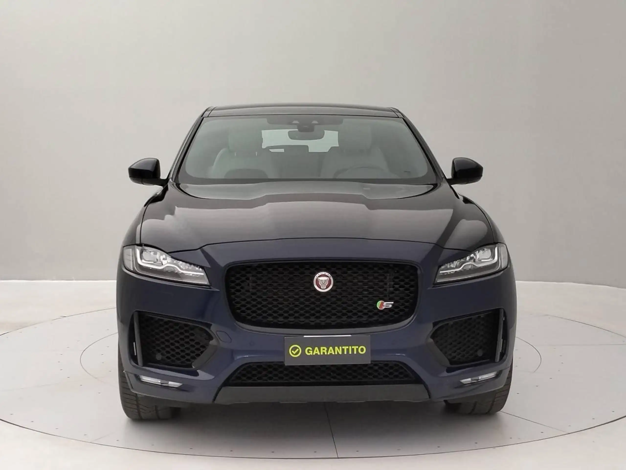 Jaguar - F-Pace