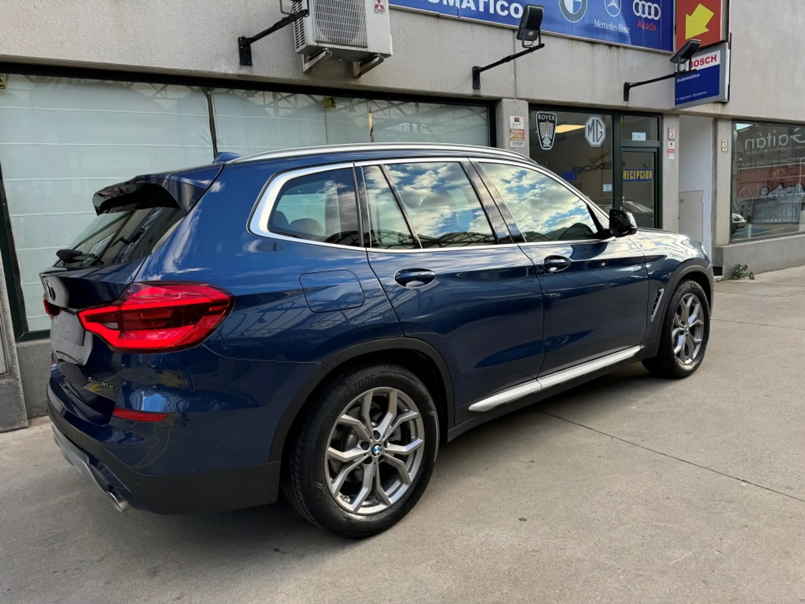 BMW - X3