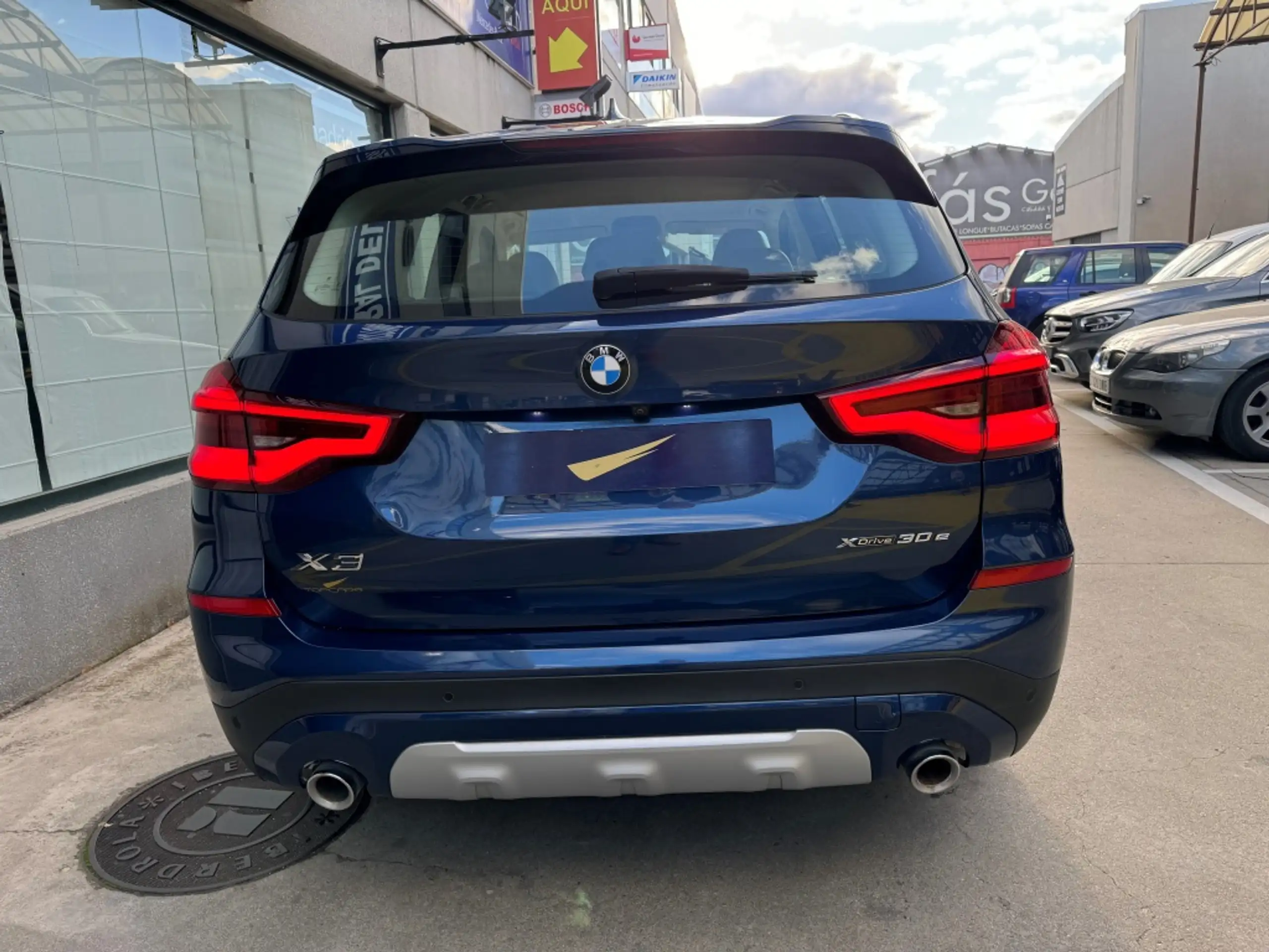 BMW - X3