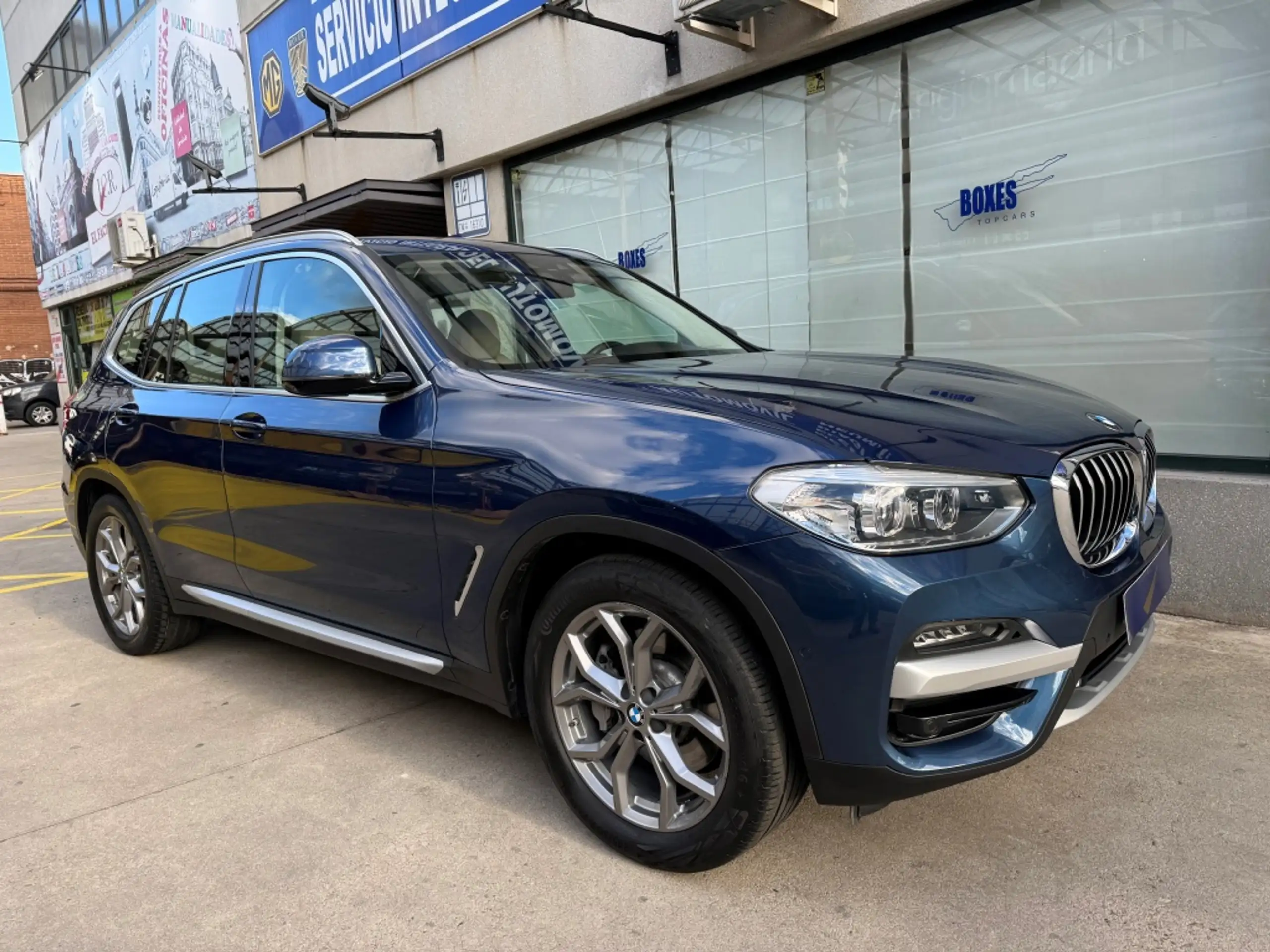 BMW - X3