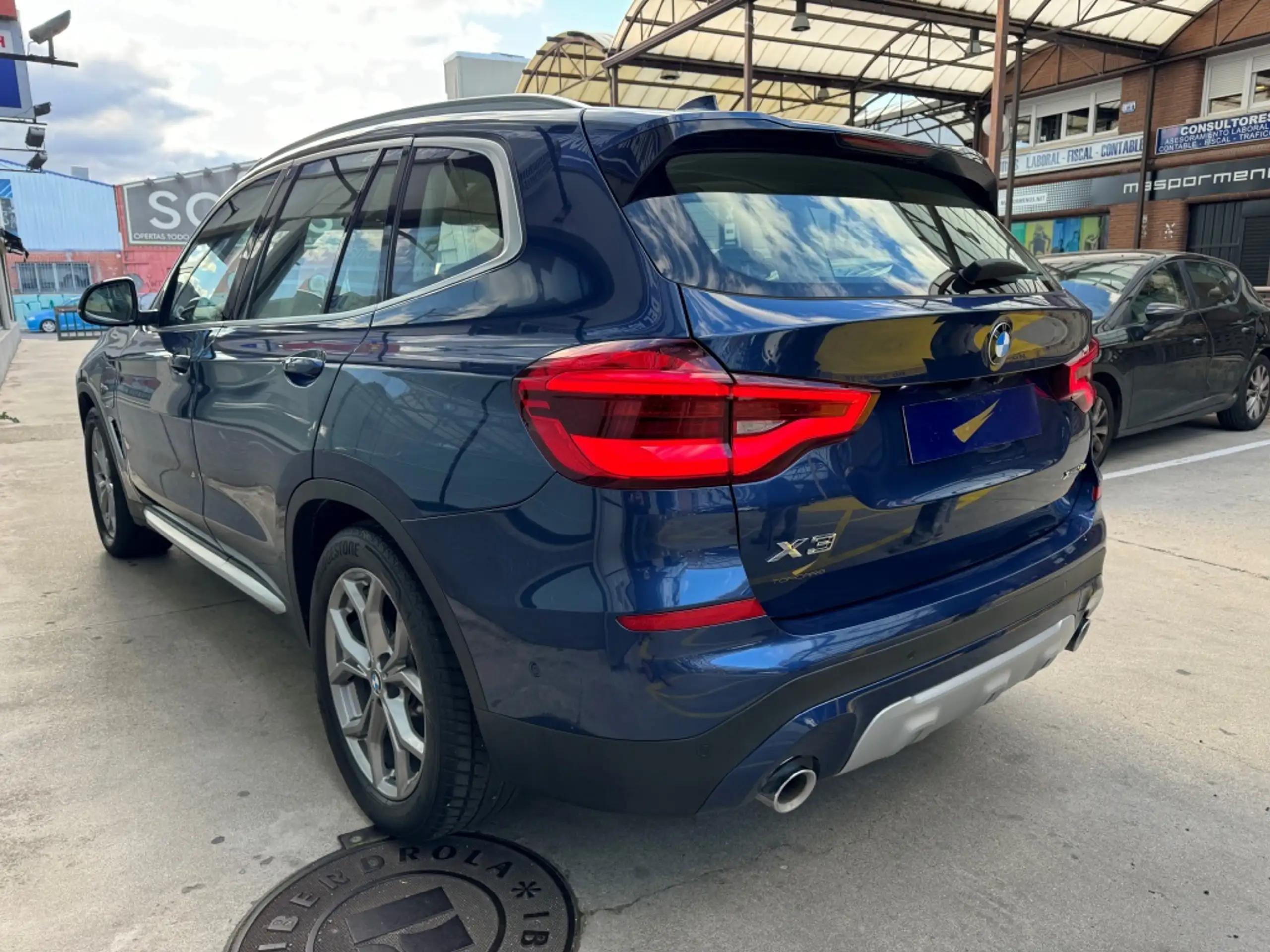 BMW - X3