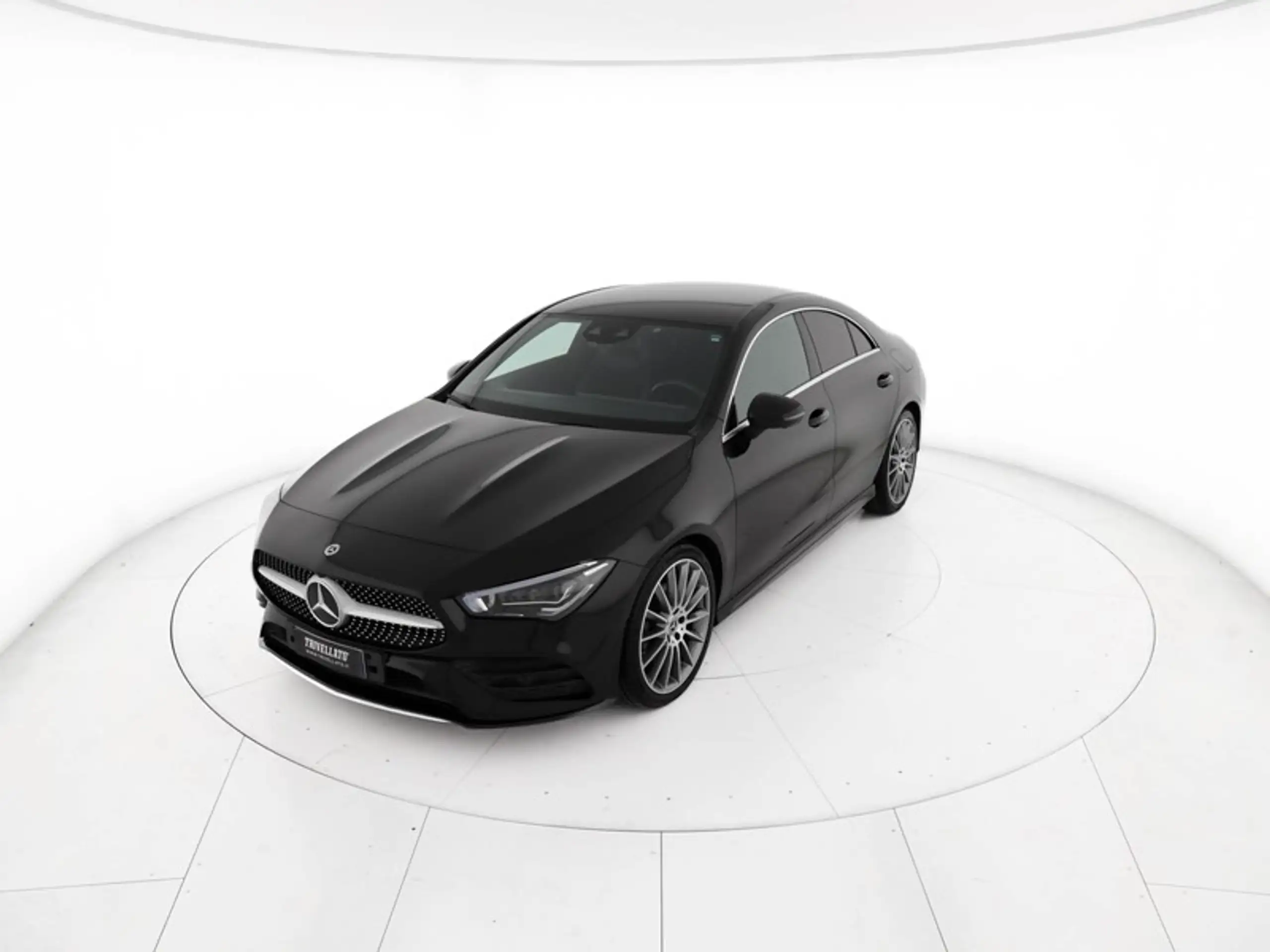 Mercedes-Benz - CLA 200