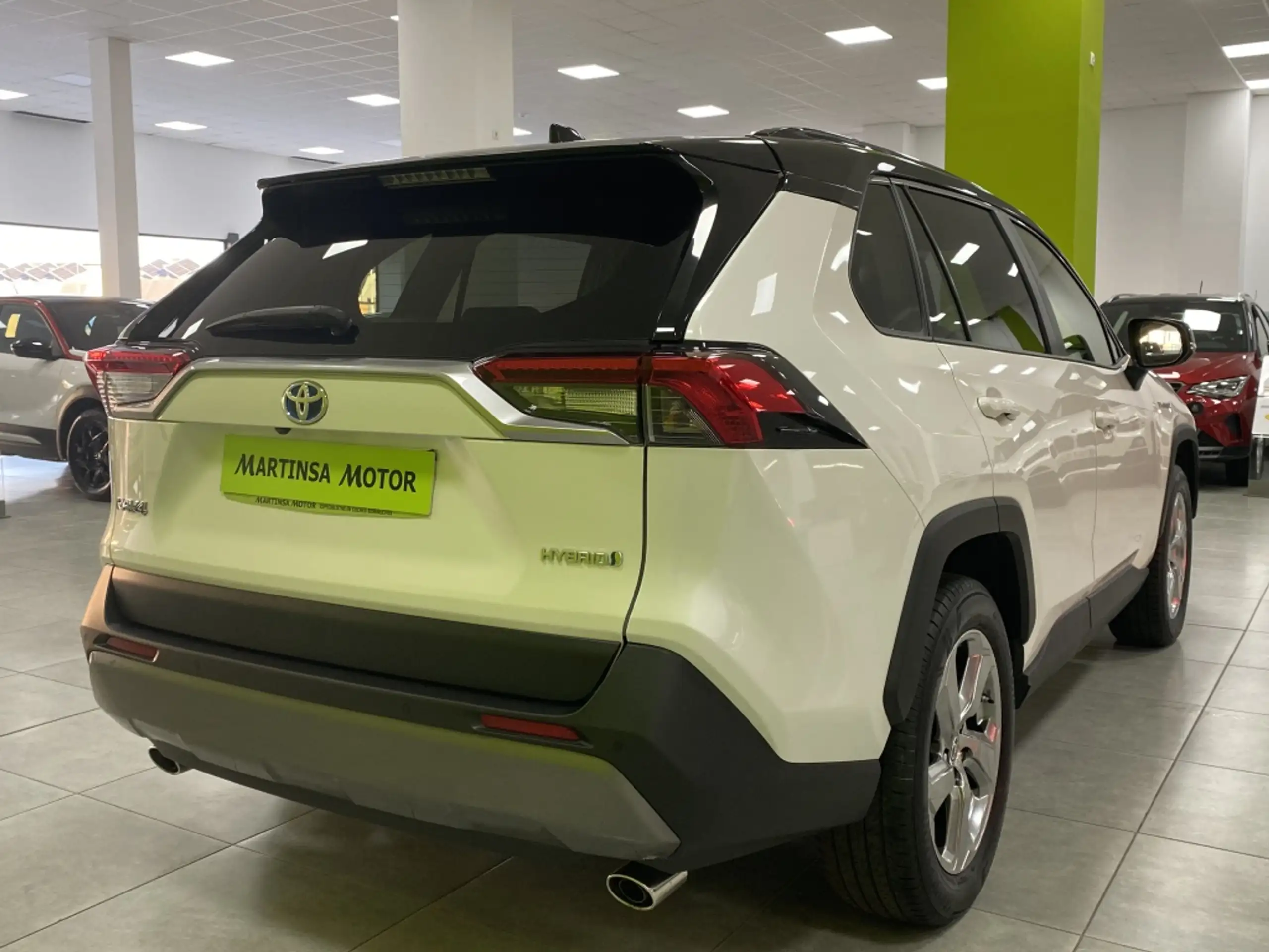 Toyota - RAV 4