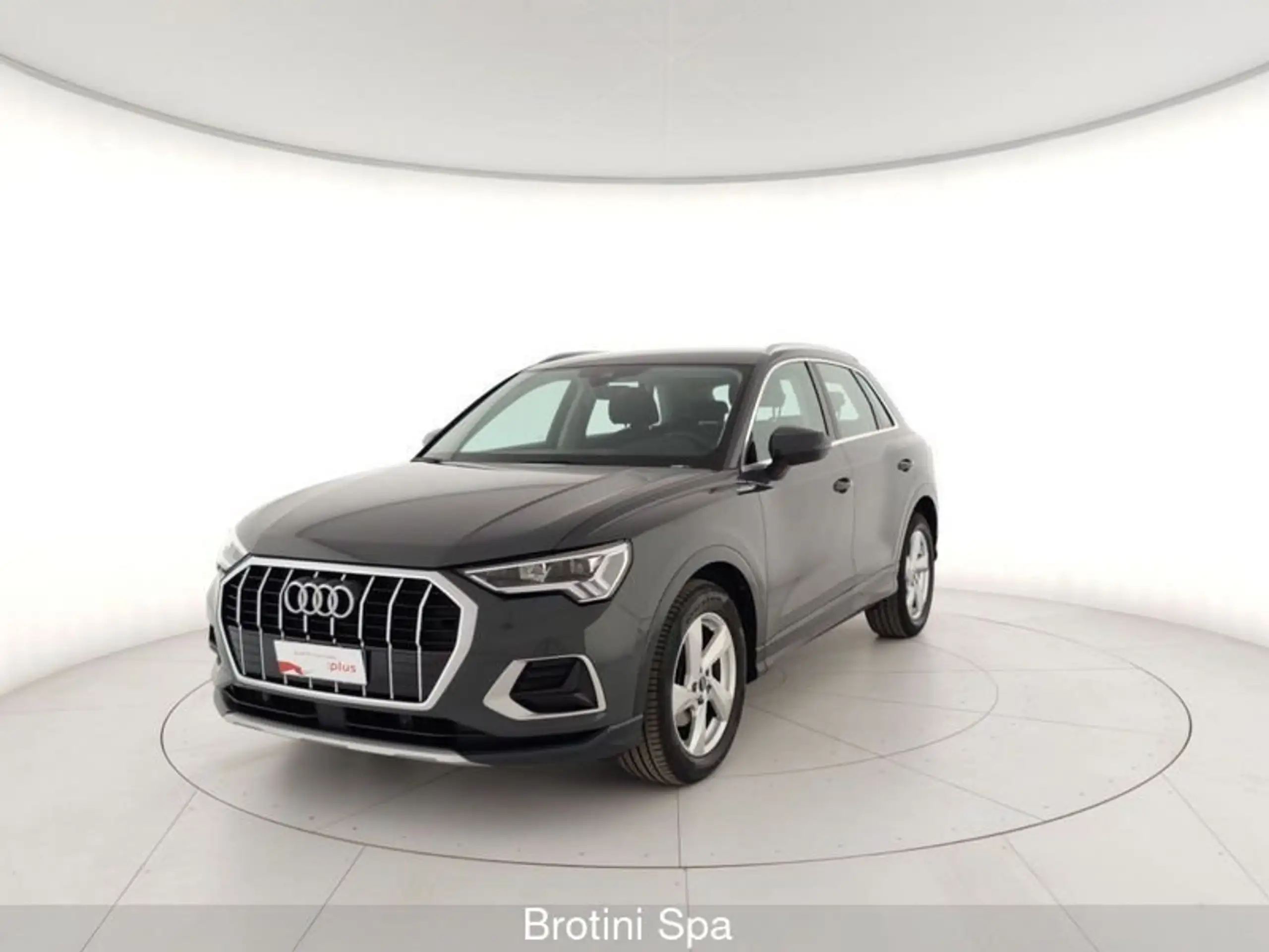 Audi Q3 2021