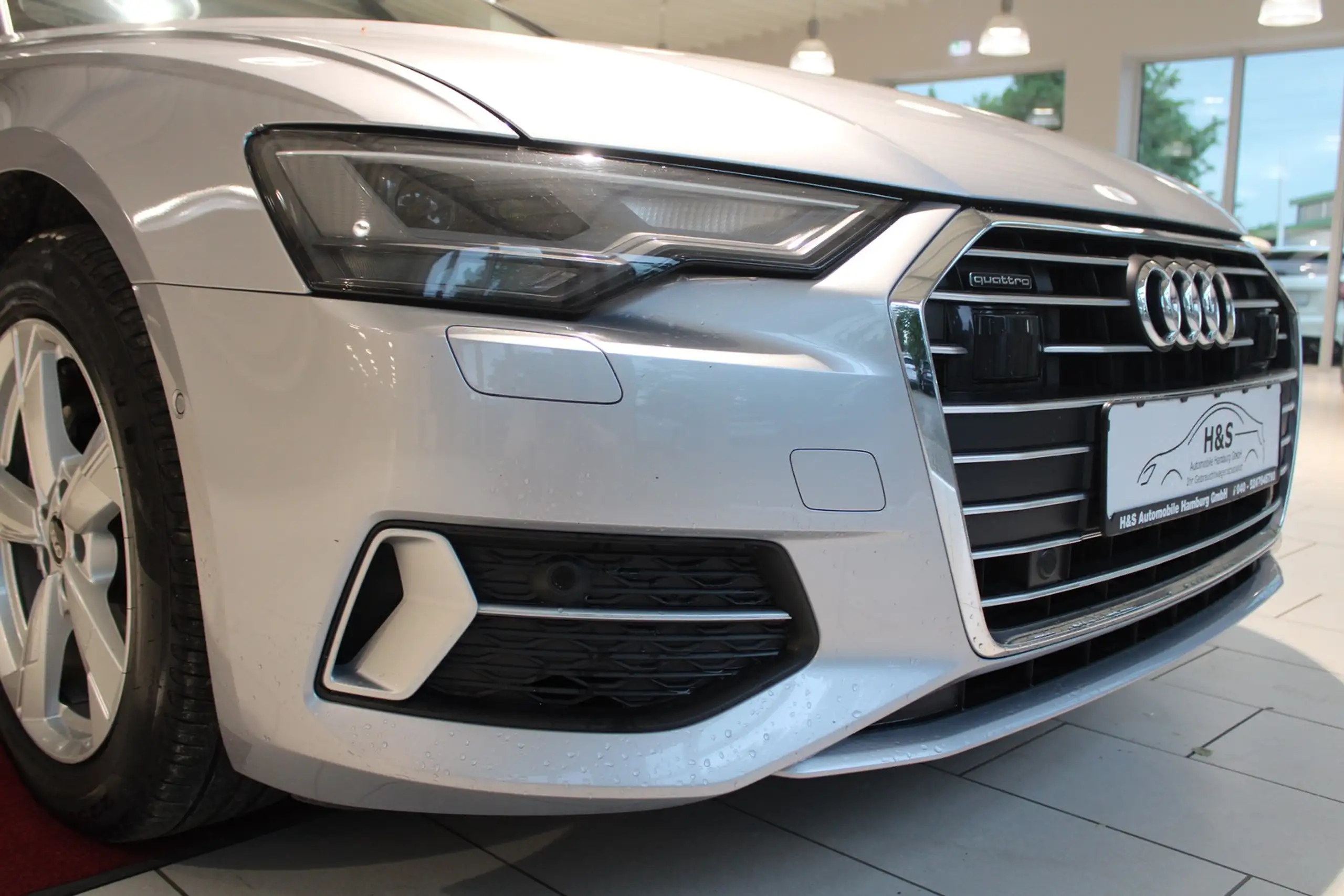 Audi - A6