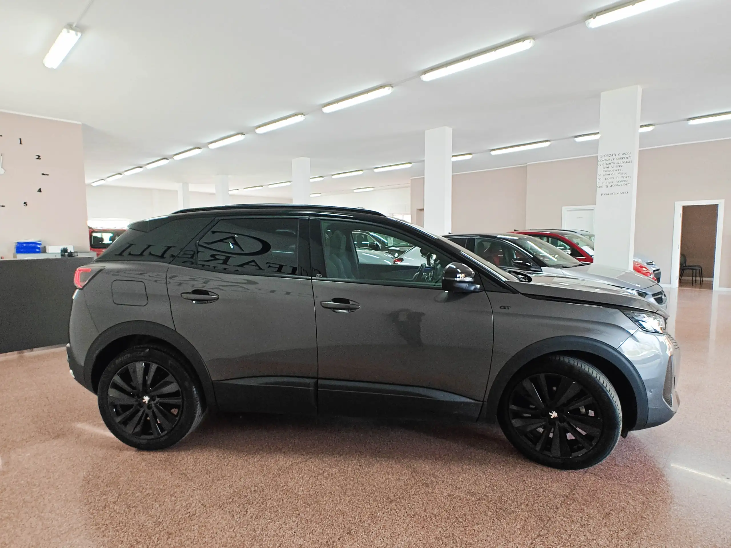 Peugeot - 3008