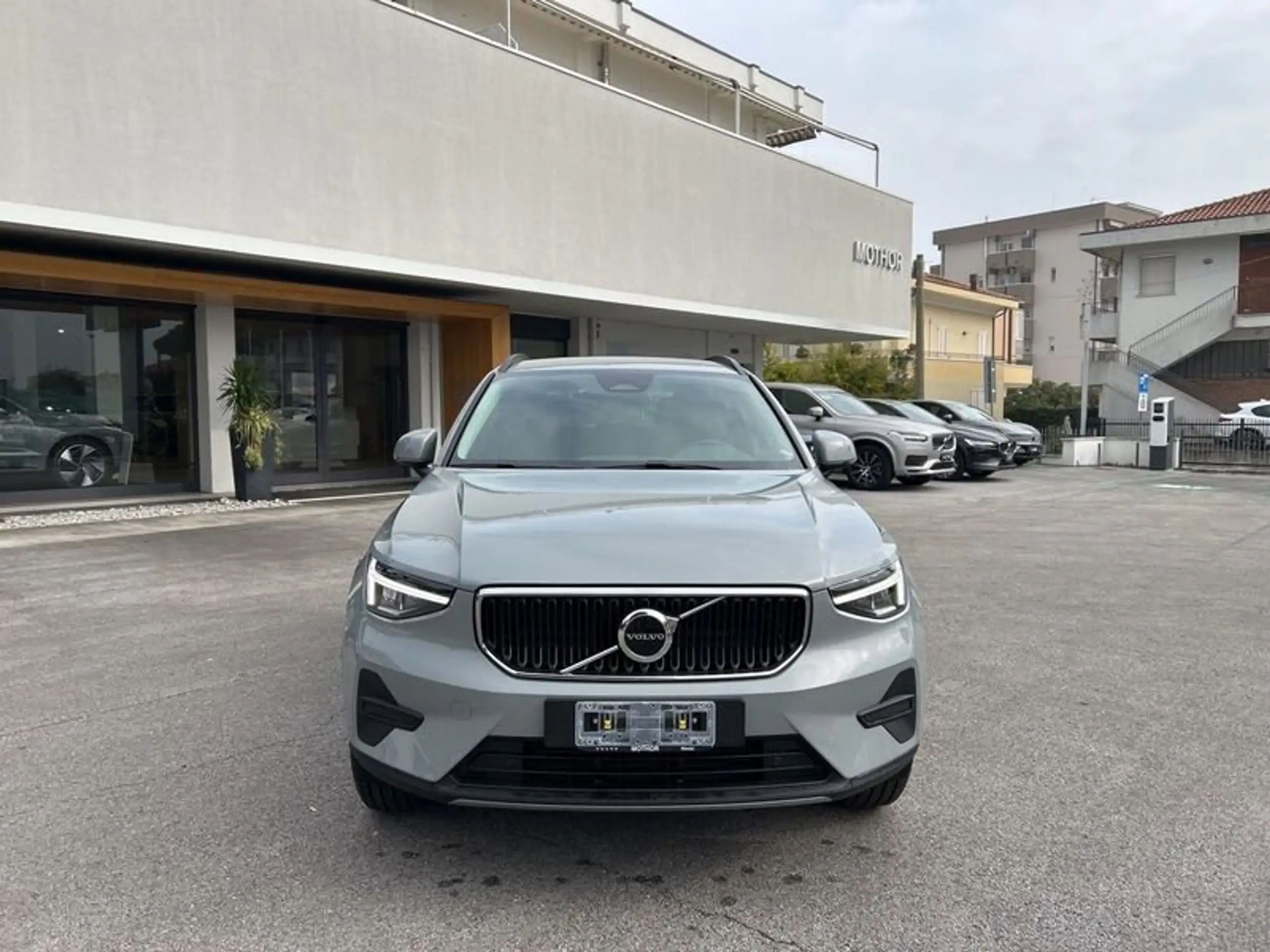 Volvo - XC40