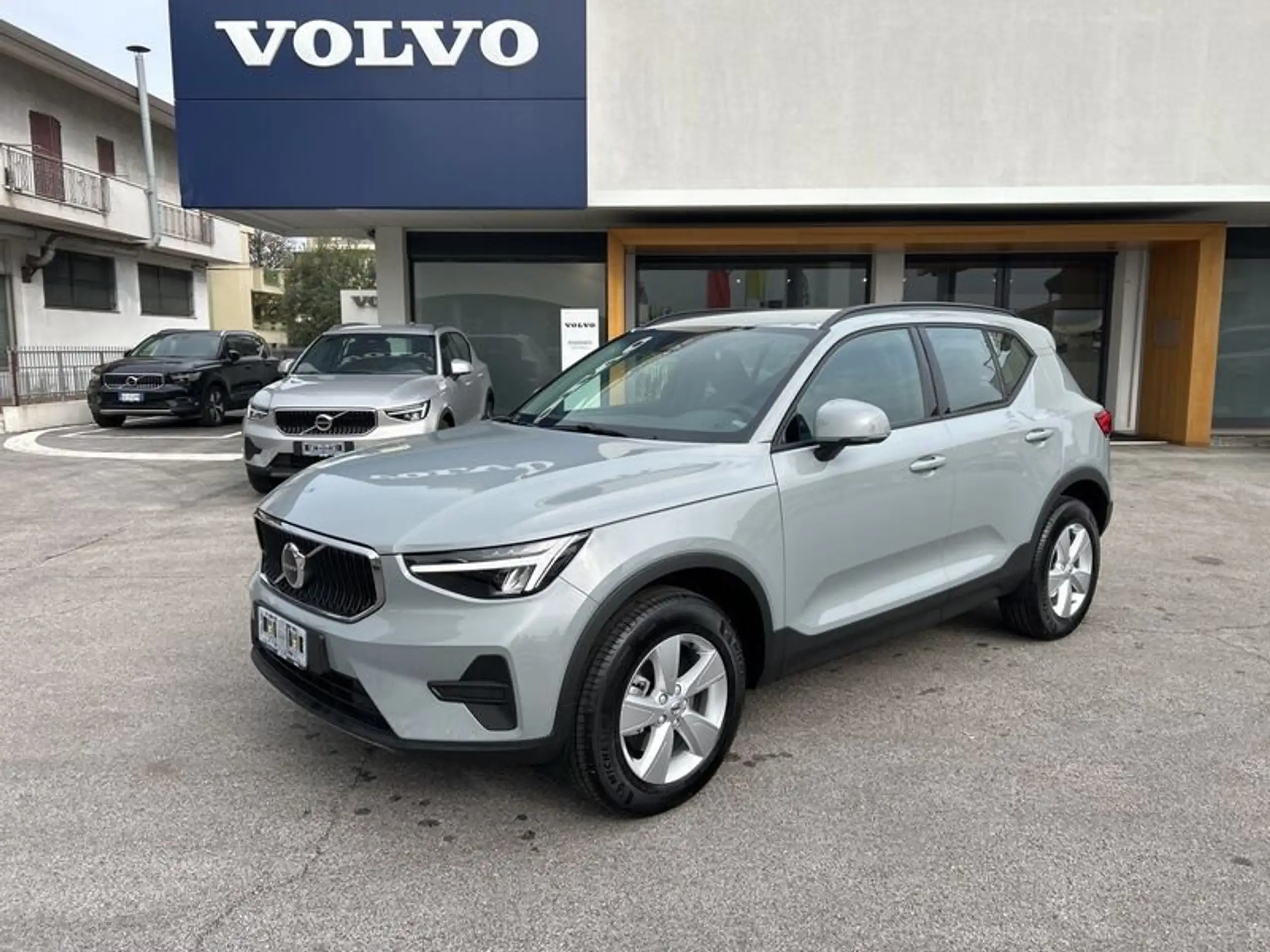 Volvo - XC40