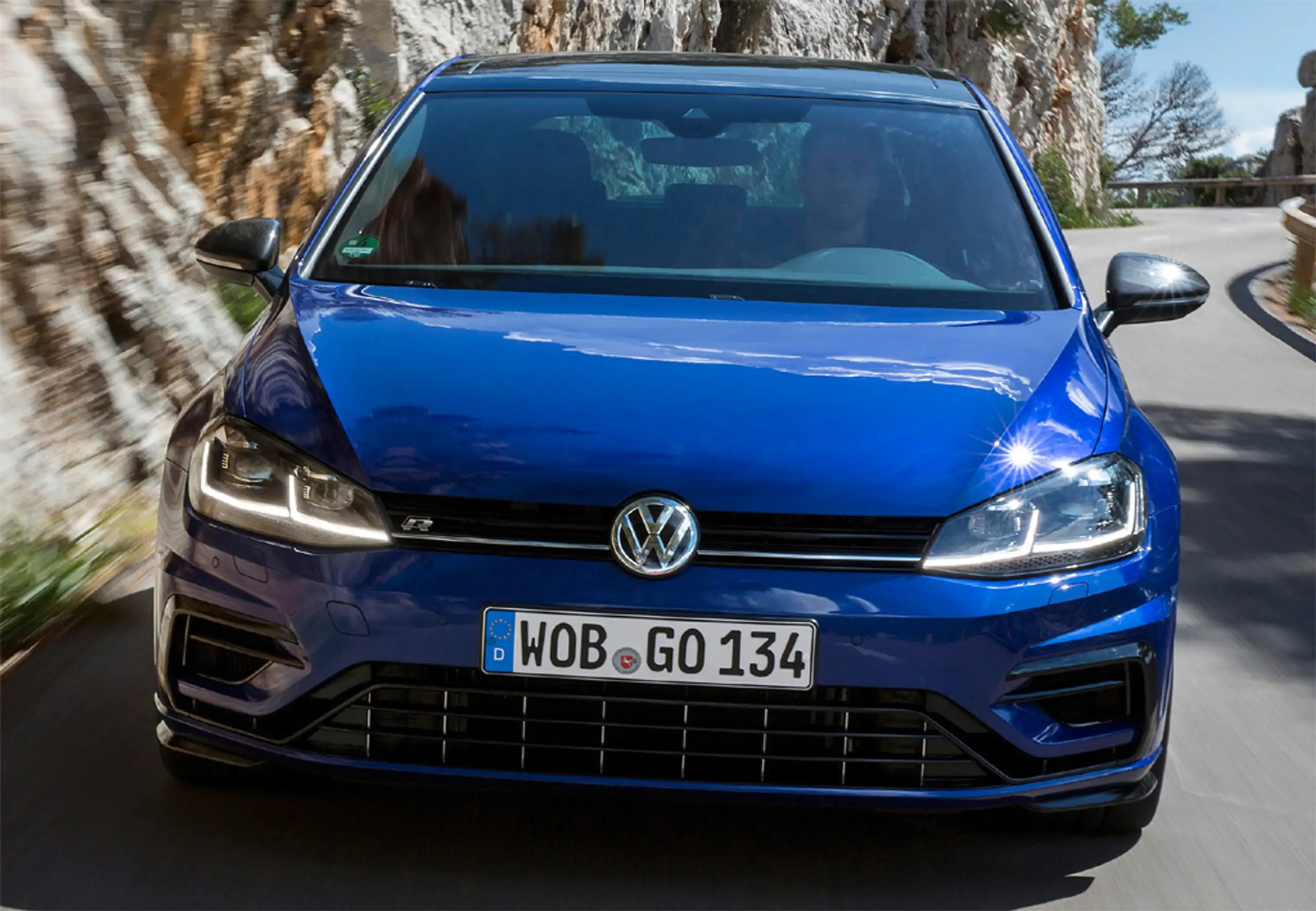 Volkswagen - Golf