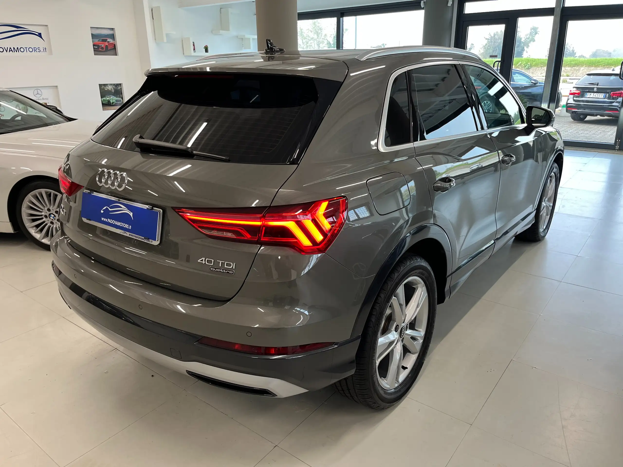 Audi - Q3