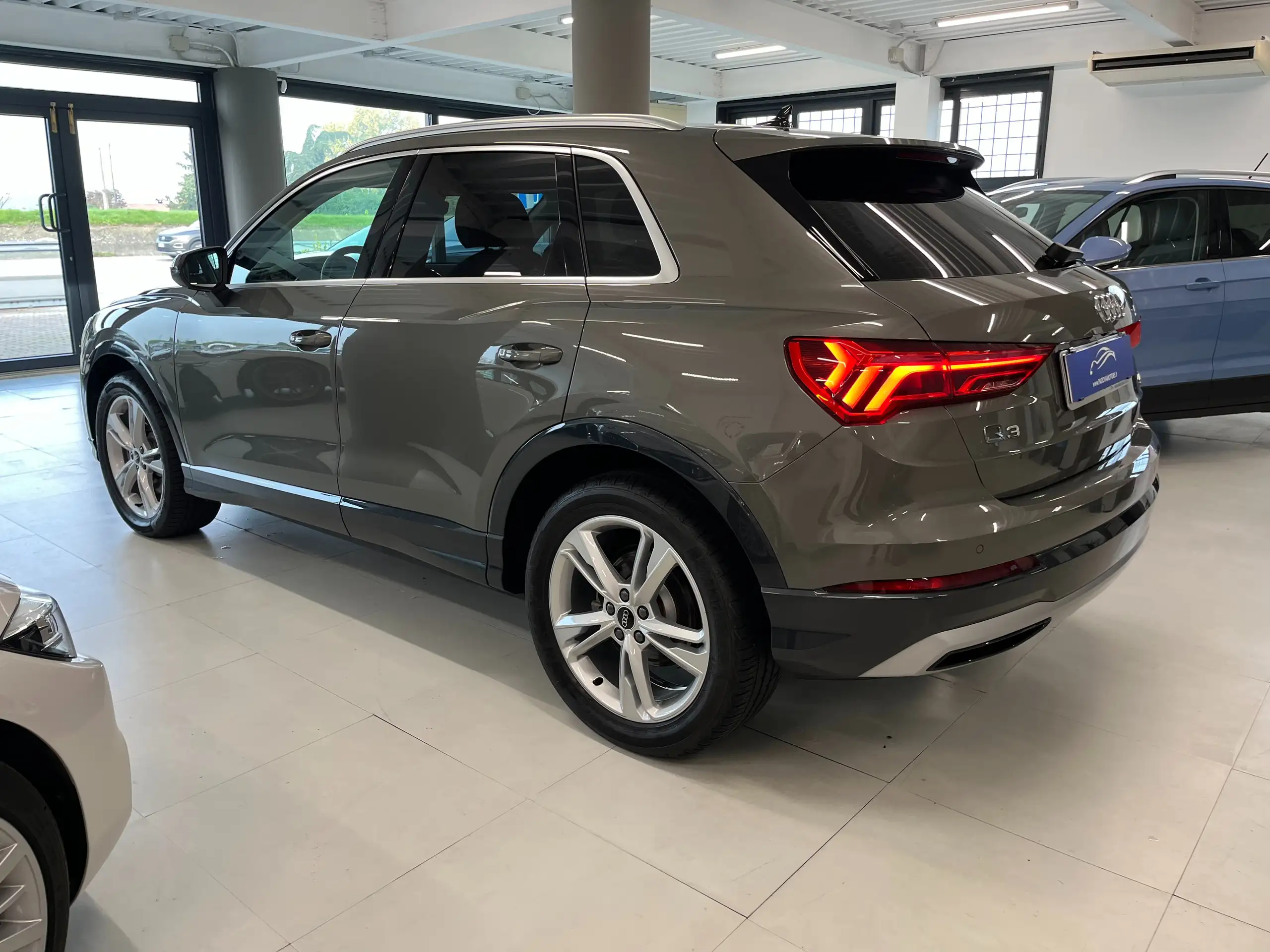 Audi - Q3