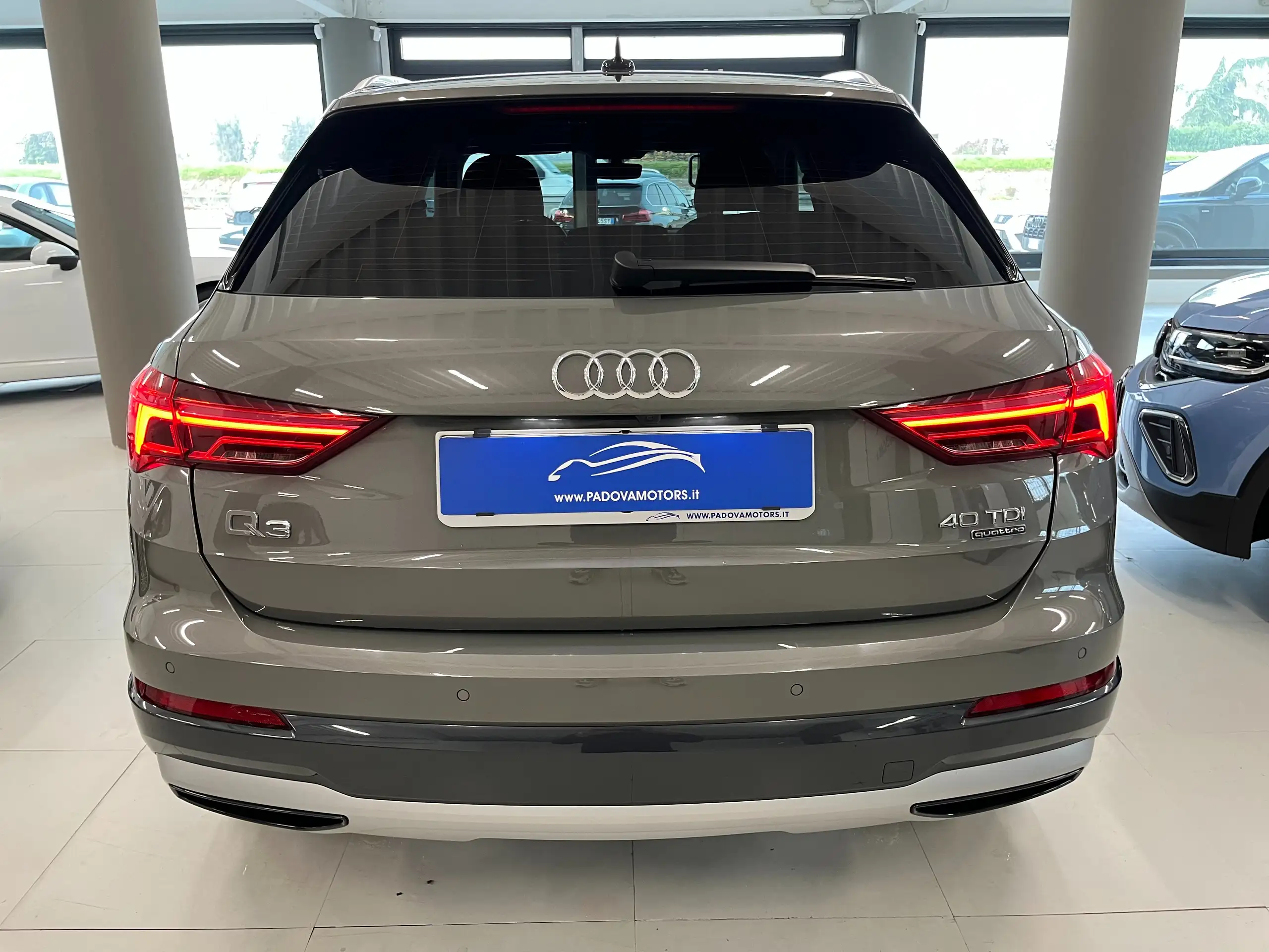 Audi - Q3