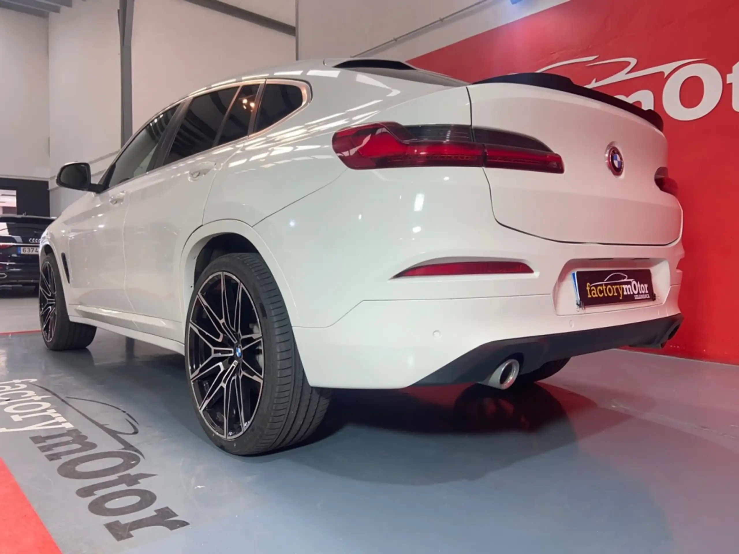 BMW - X4