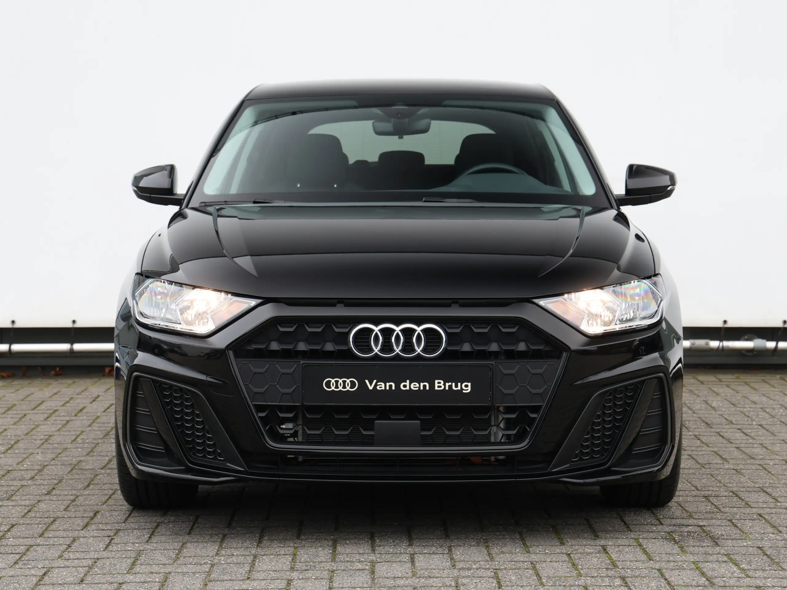 Audi - A1