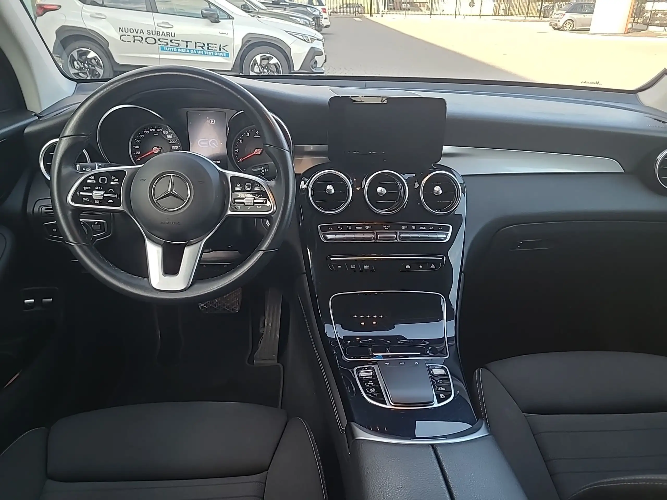 Mercedes-Benz - GLC 300