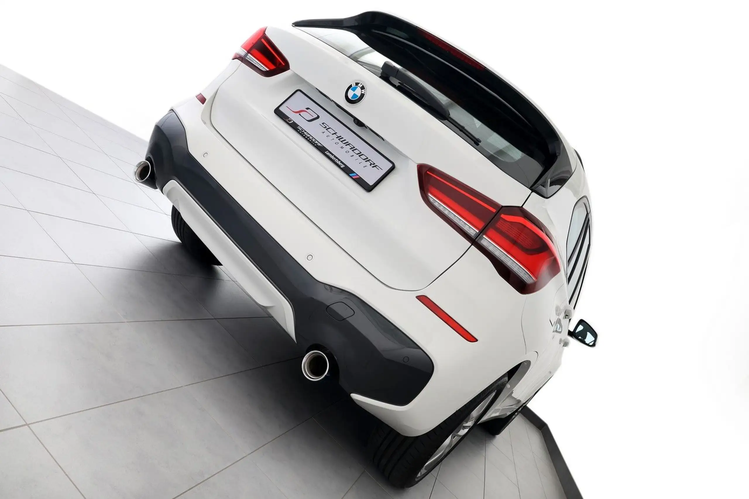 BMW - X1