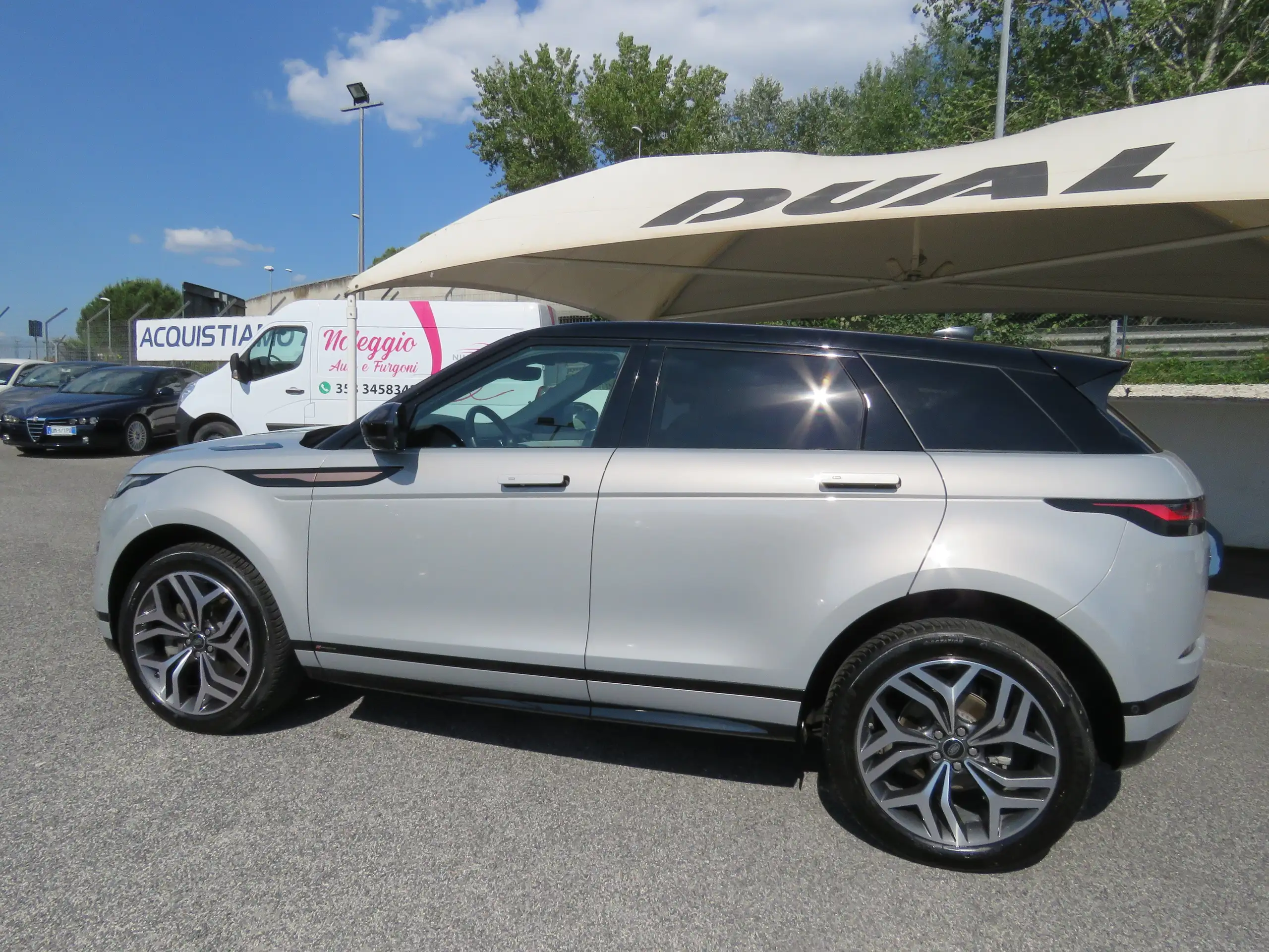 Land Rover - Range Rover Evoque