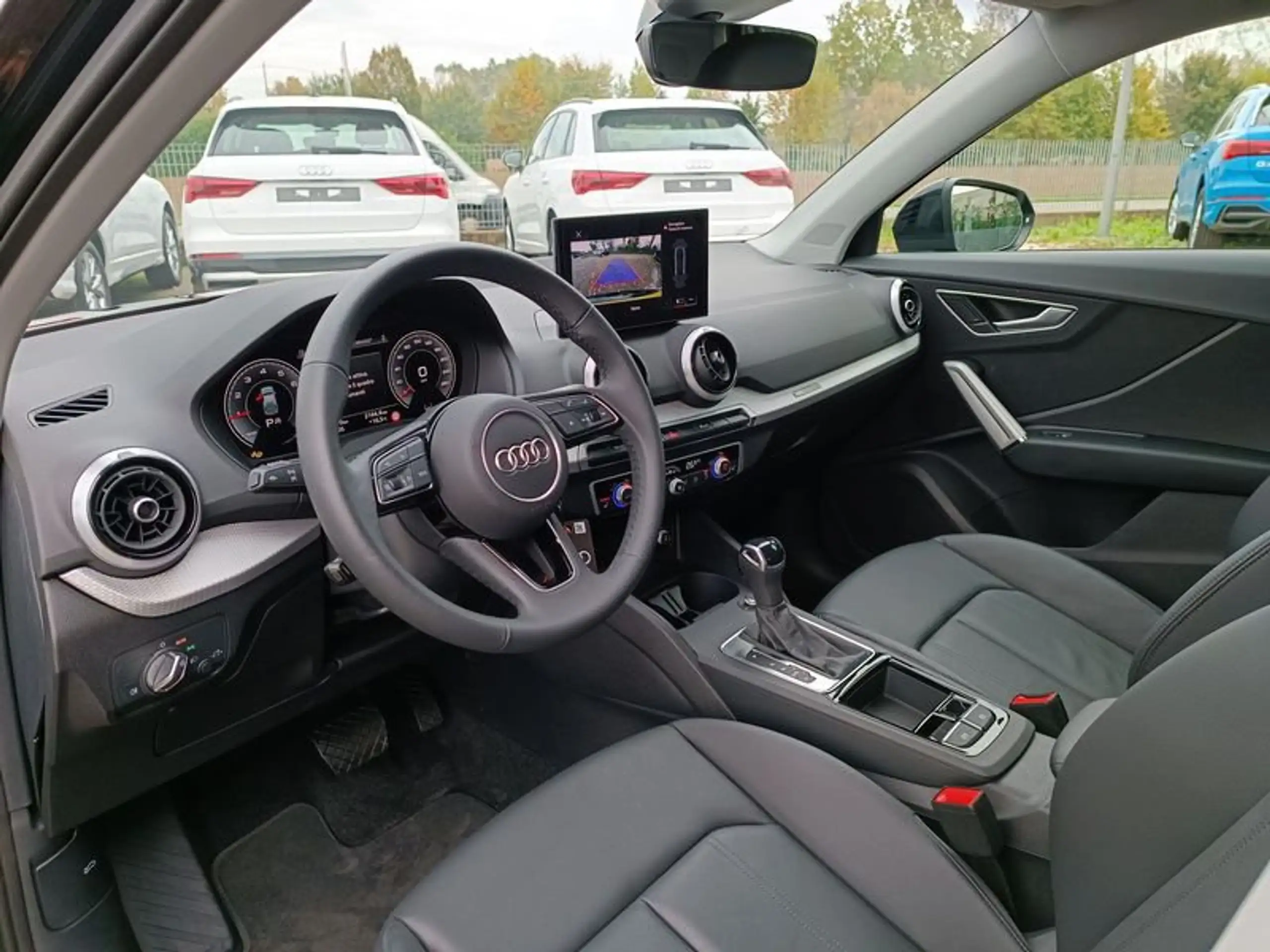 Audi - Q2