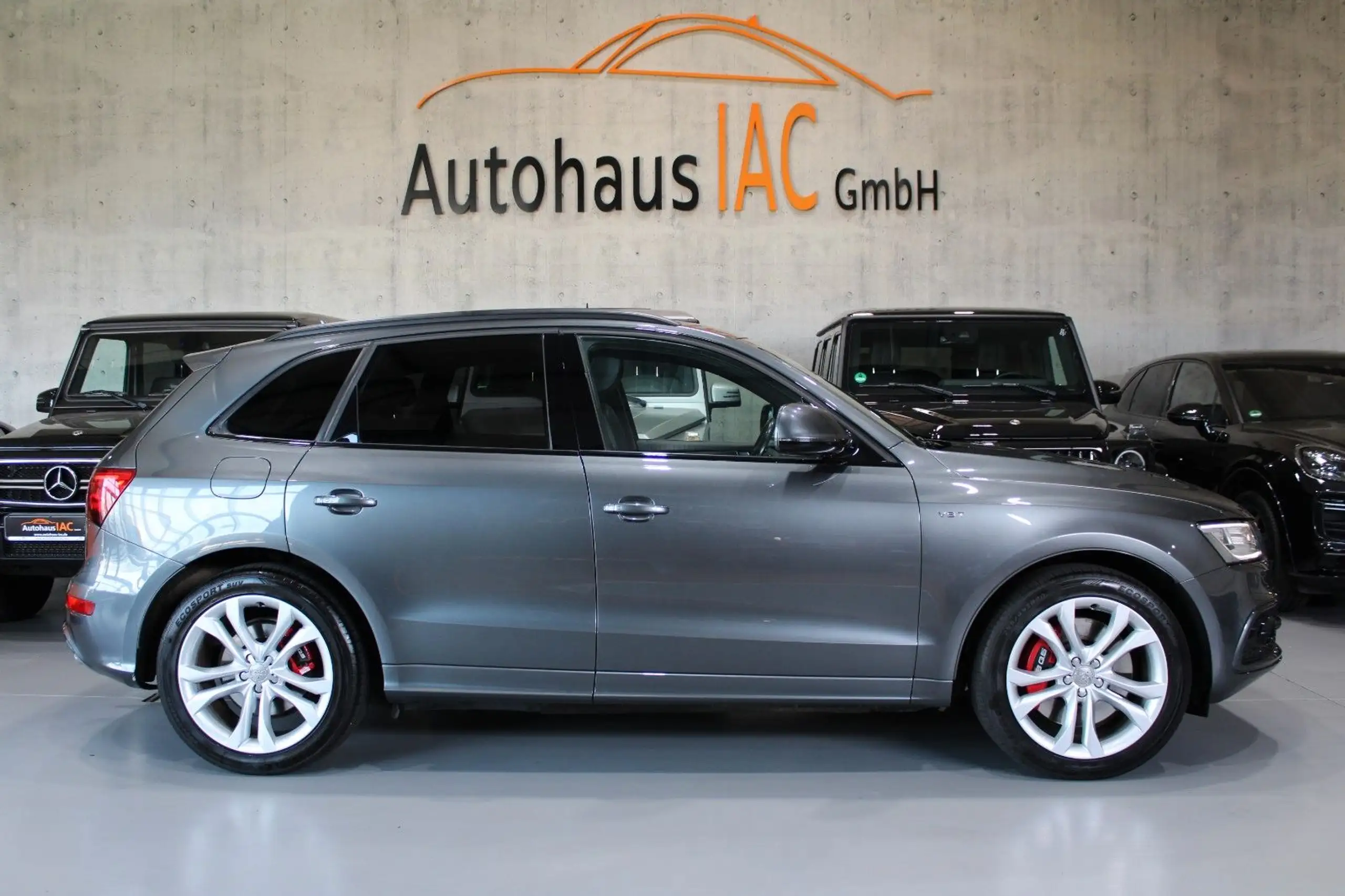 Audi - SQ5