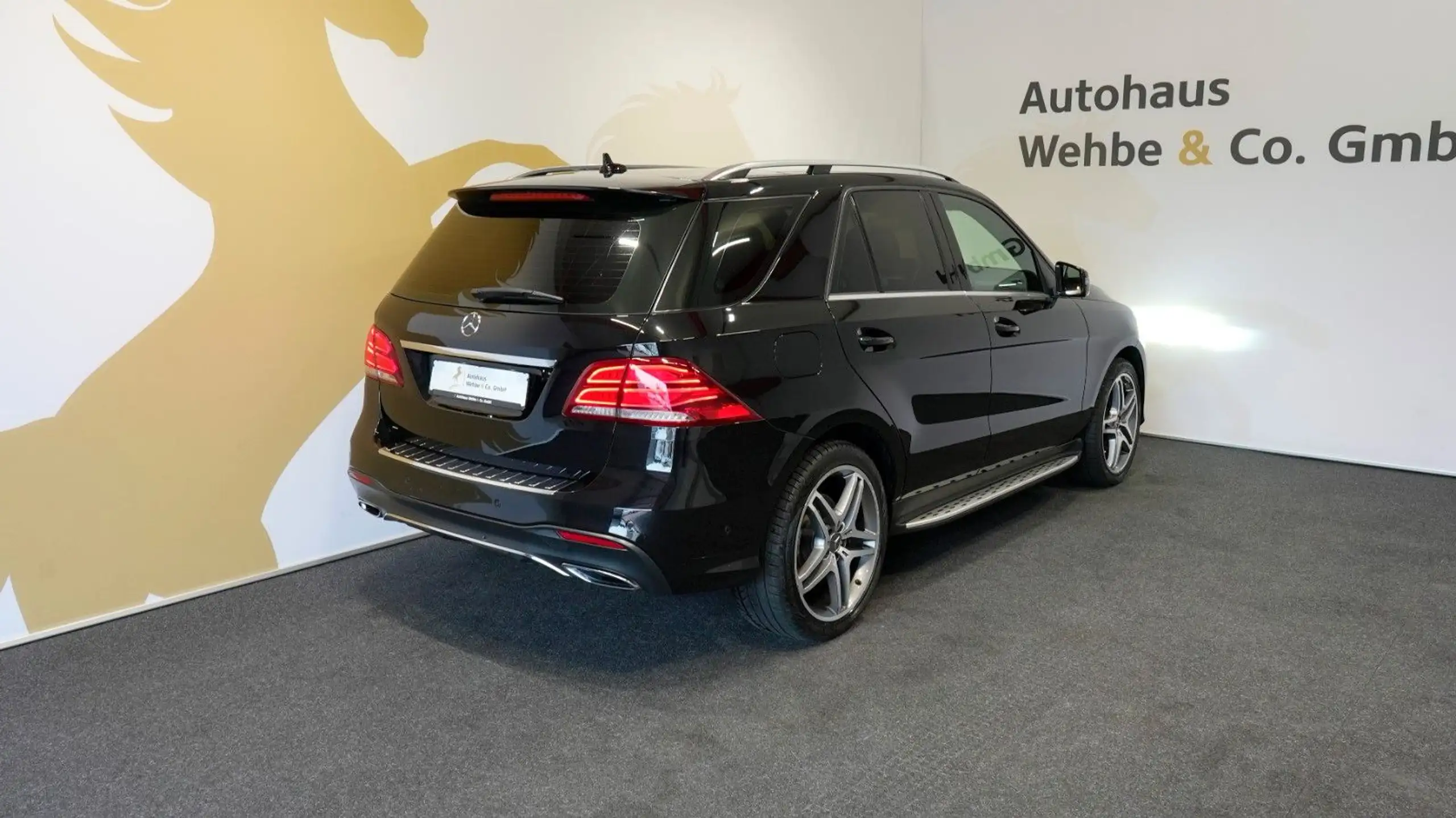 Mercedes-Benz - GLE 350