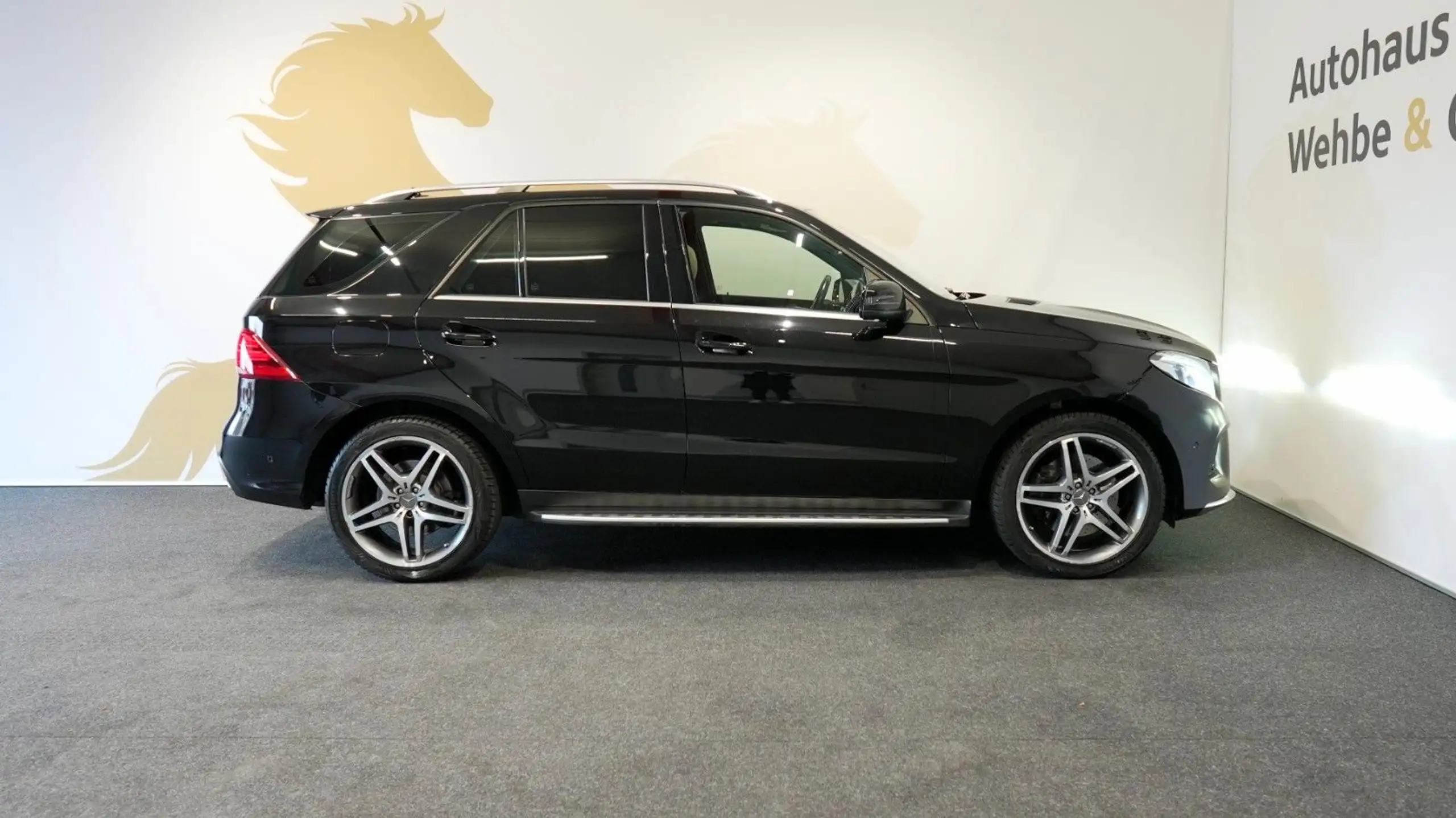 Mercedes-Benz - GLE 350