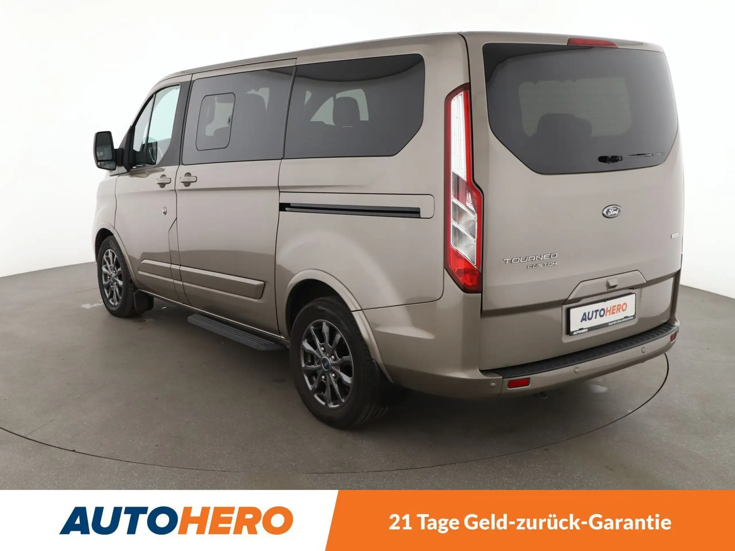 Ford - Tourneo Custom