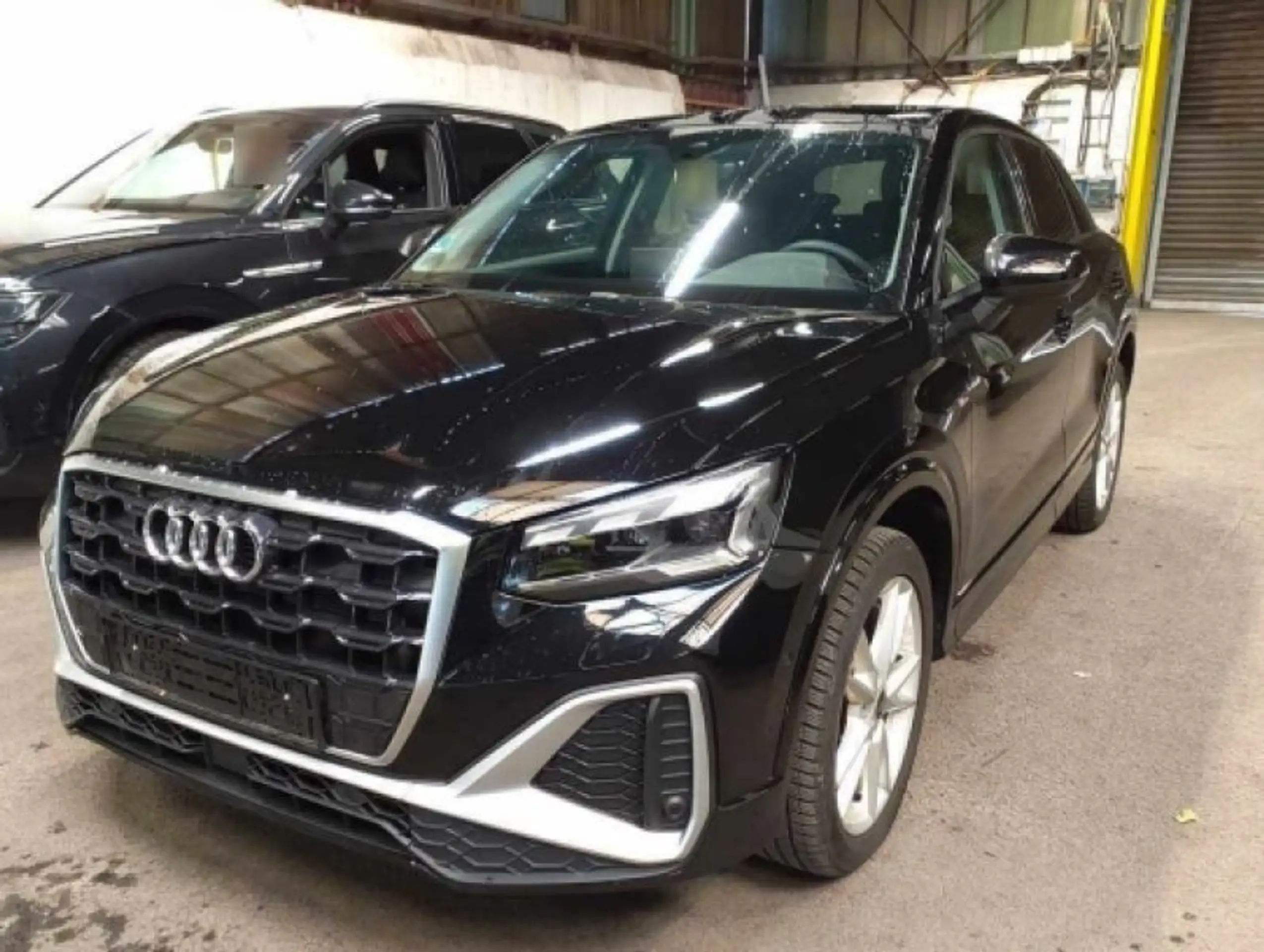 Audi - Q2