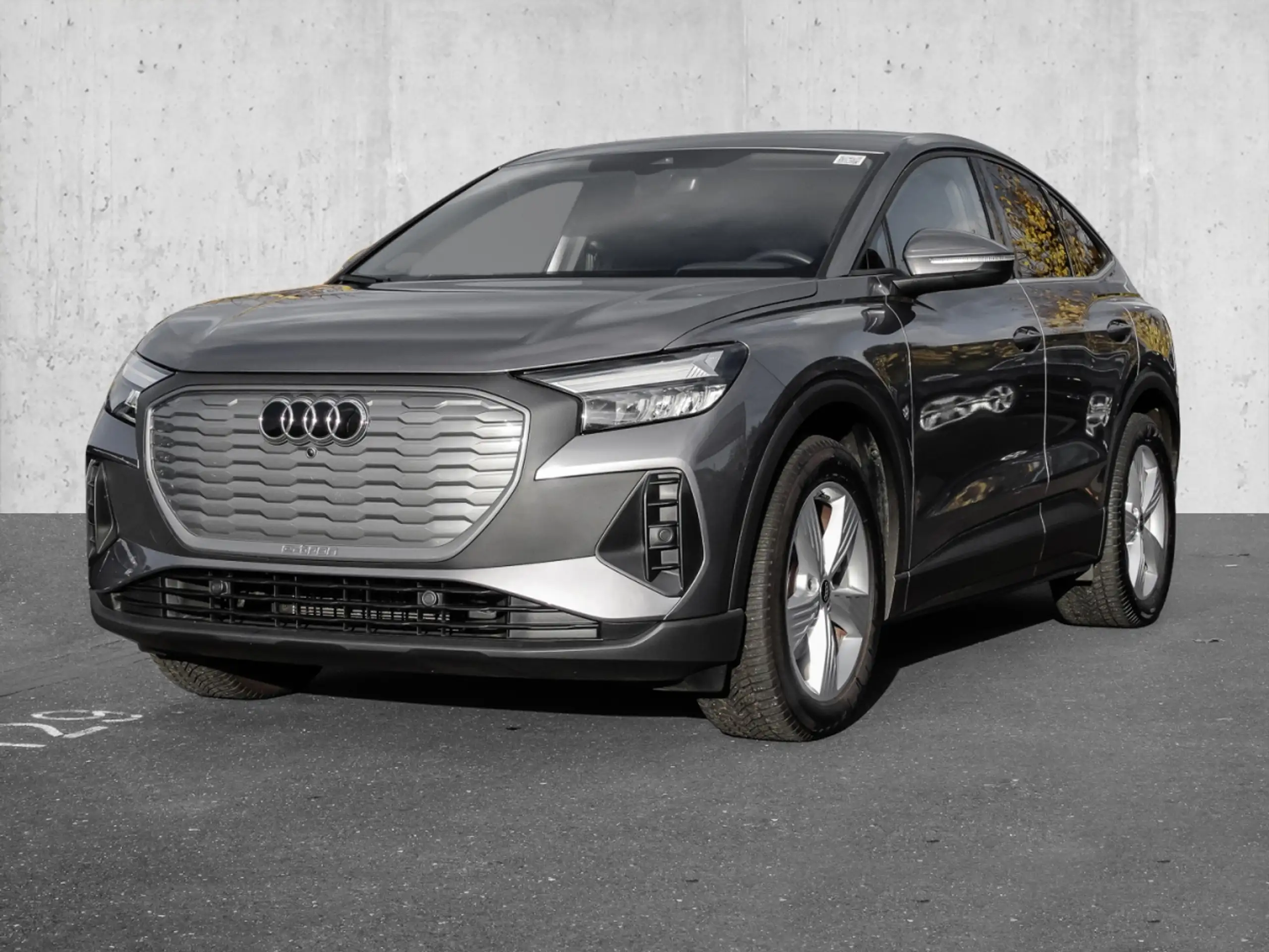 Audi - Q4 e-tron