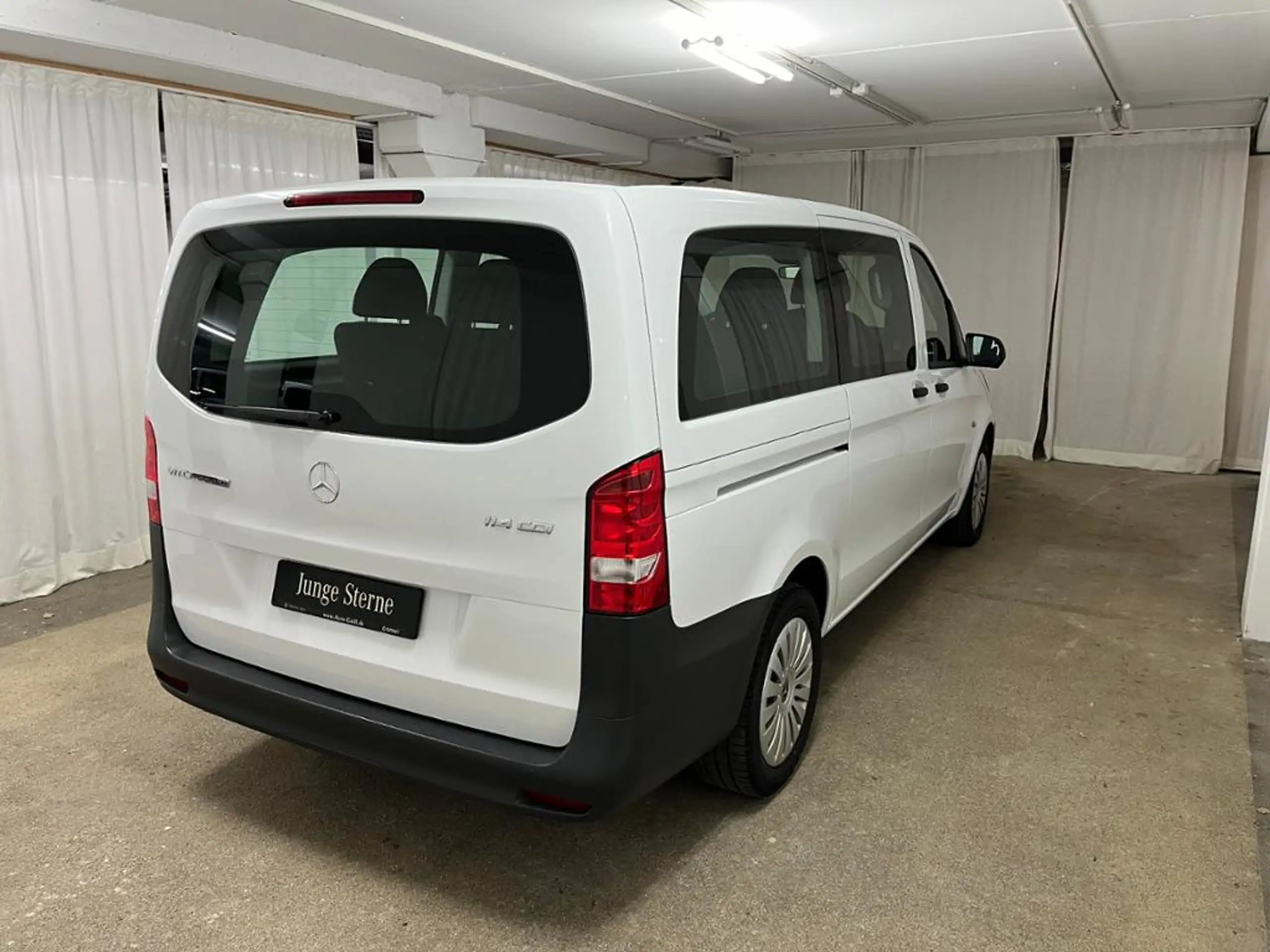 Mercedes-Benz - Vito