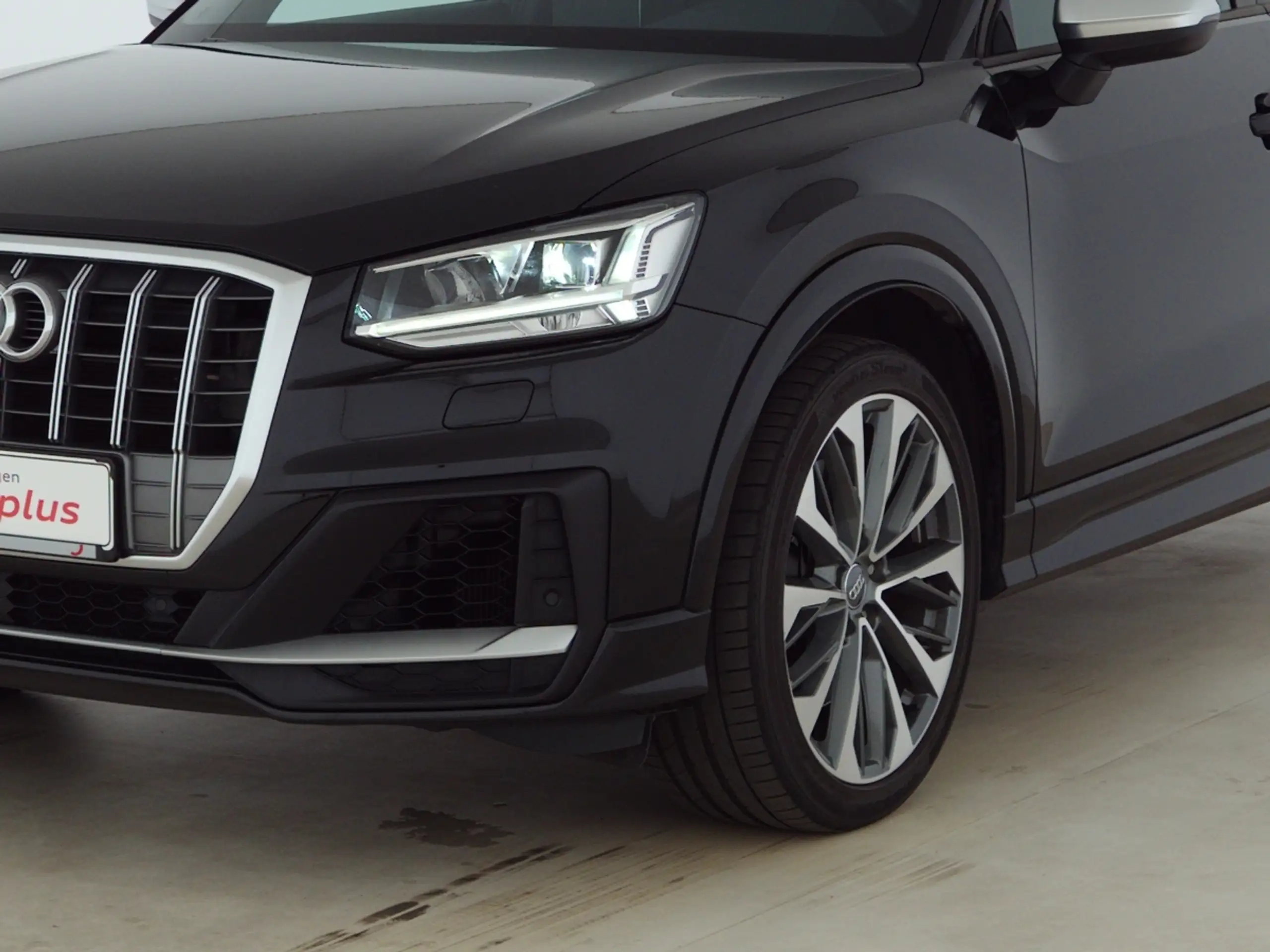 Audi - SQ2