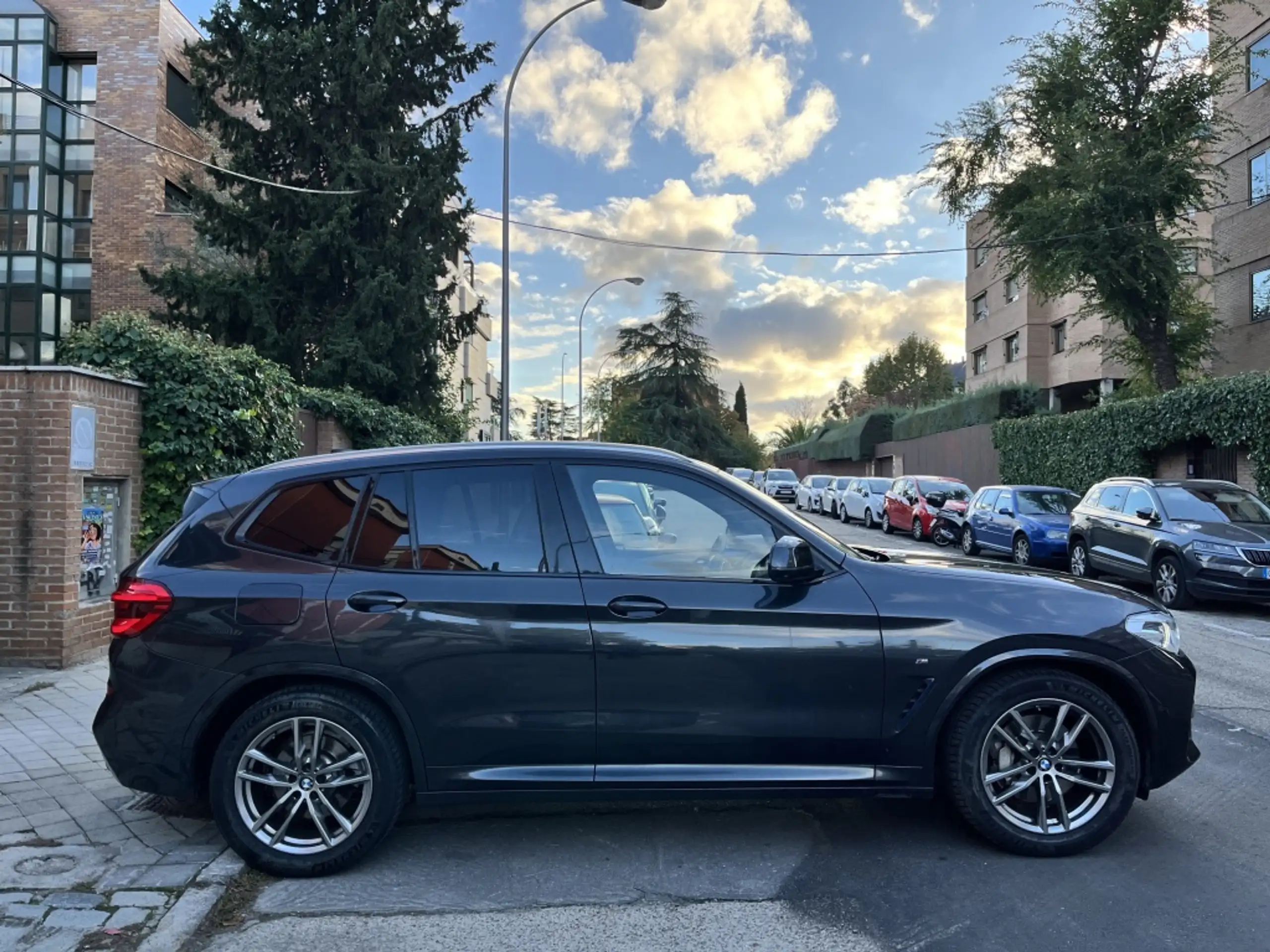 BMW - X3