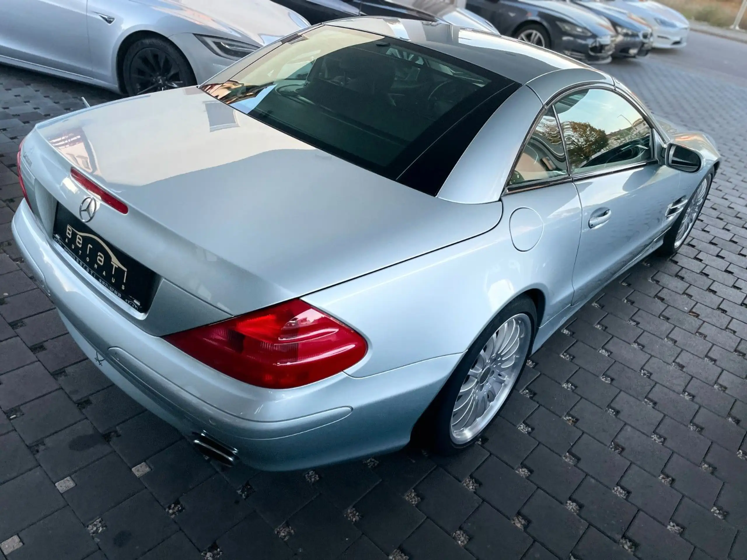 Mercedes-Benz - SL 500