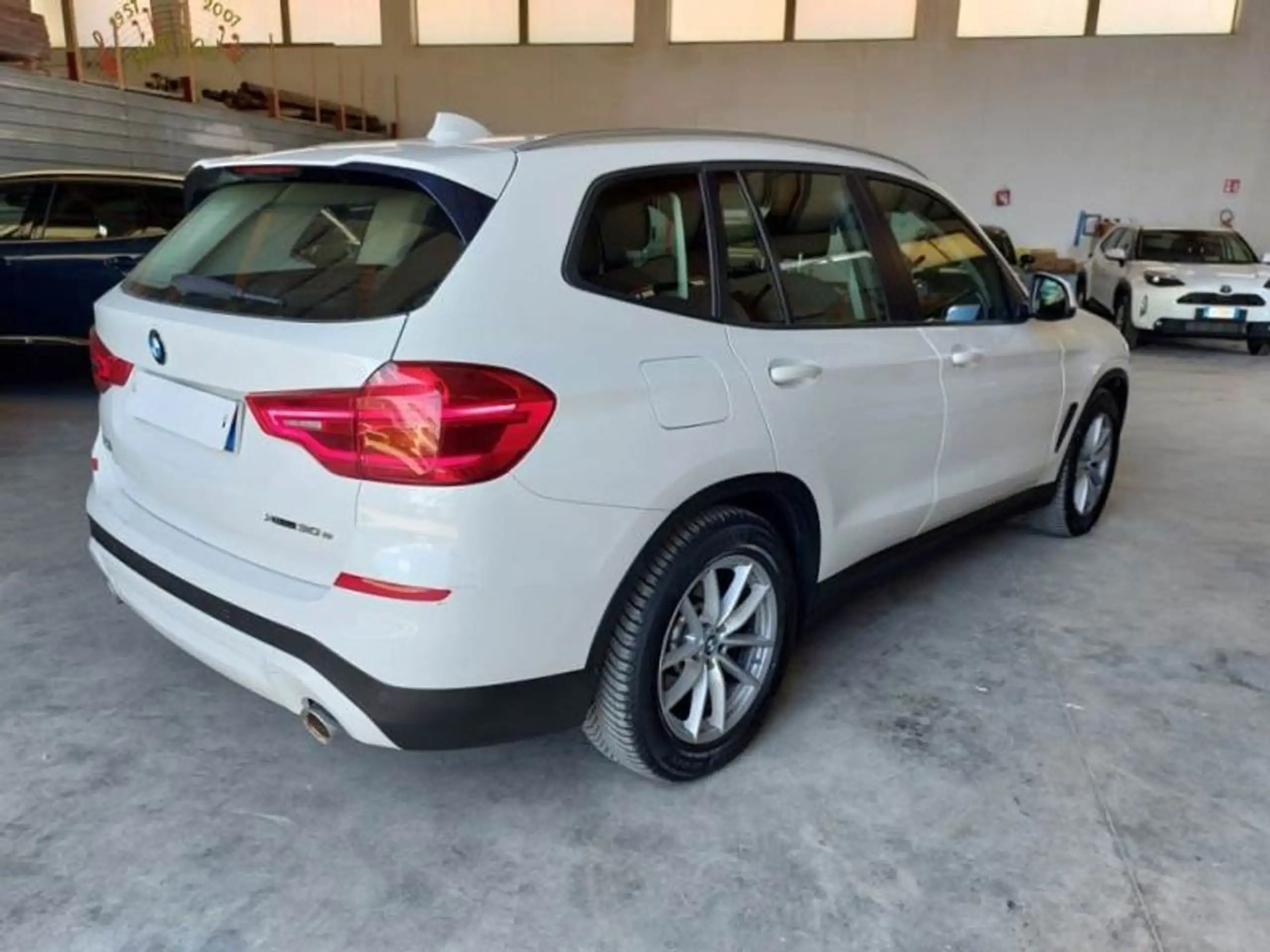 BMW - X3