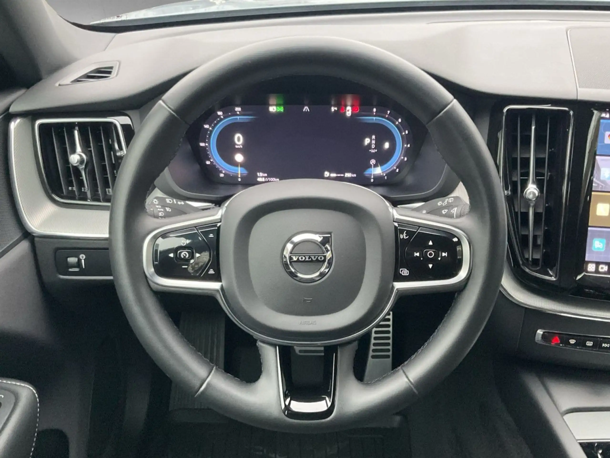 Volvo - XC60