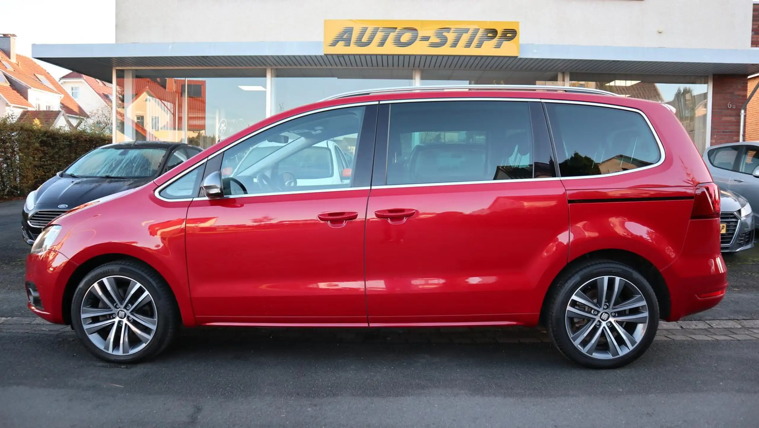 SEAT - Alhambra