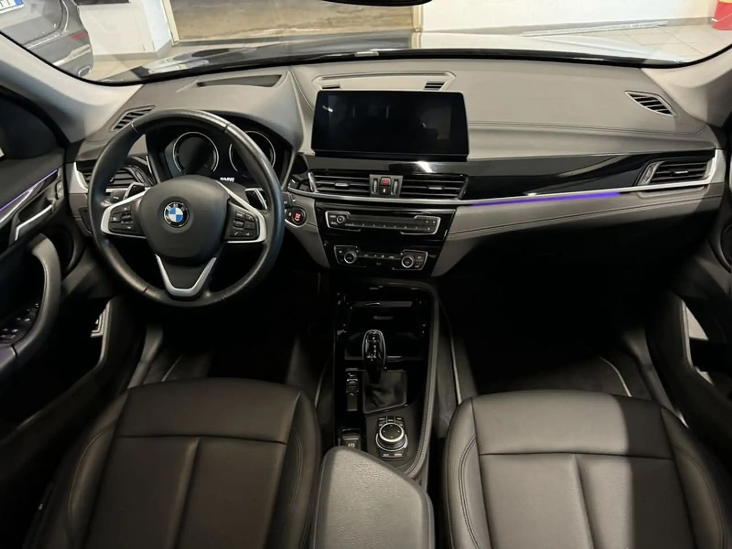 BMW - X1