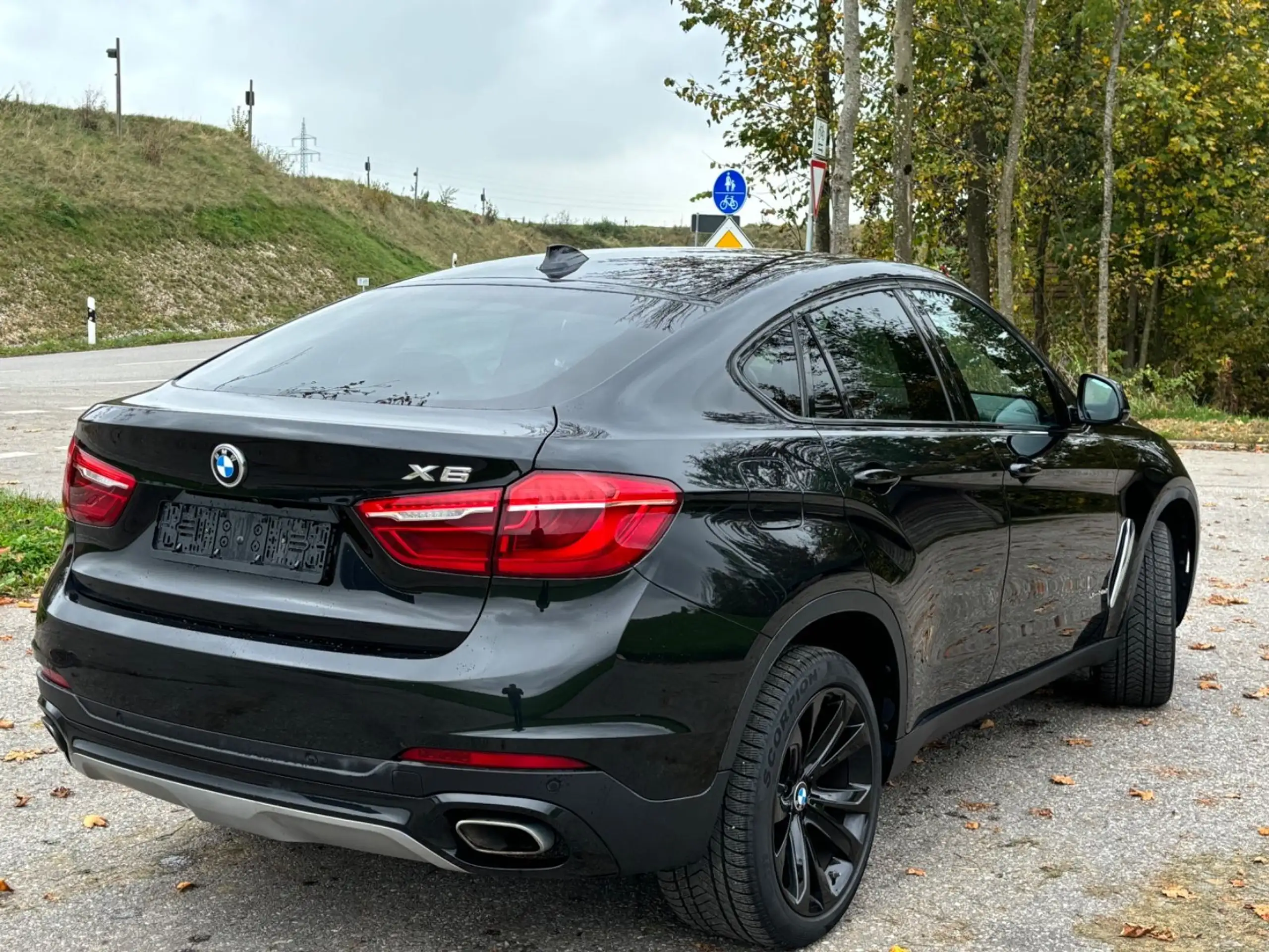 BMW - X6