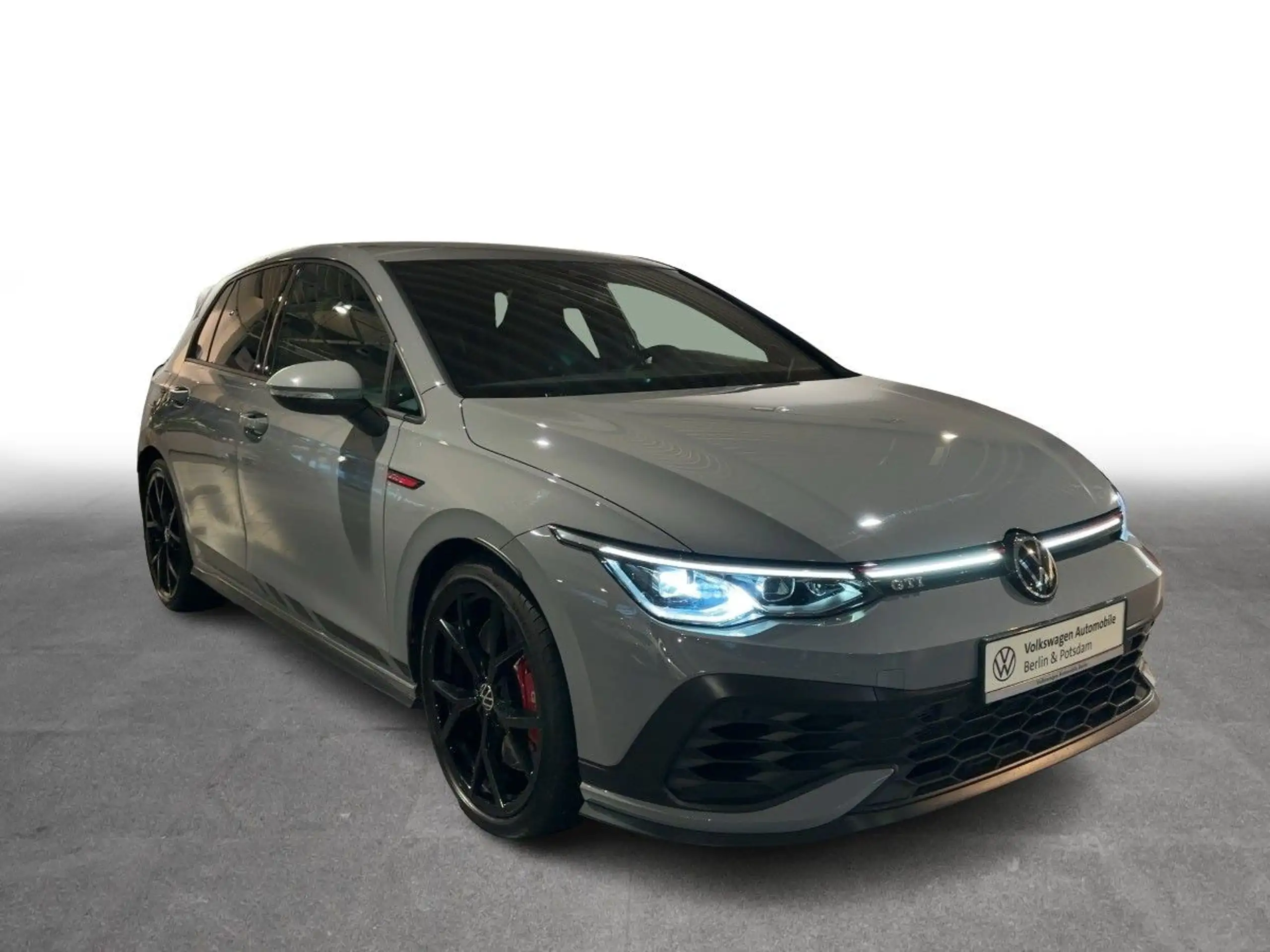 Volkswagen - Golf GTI