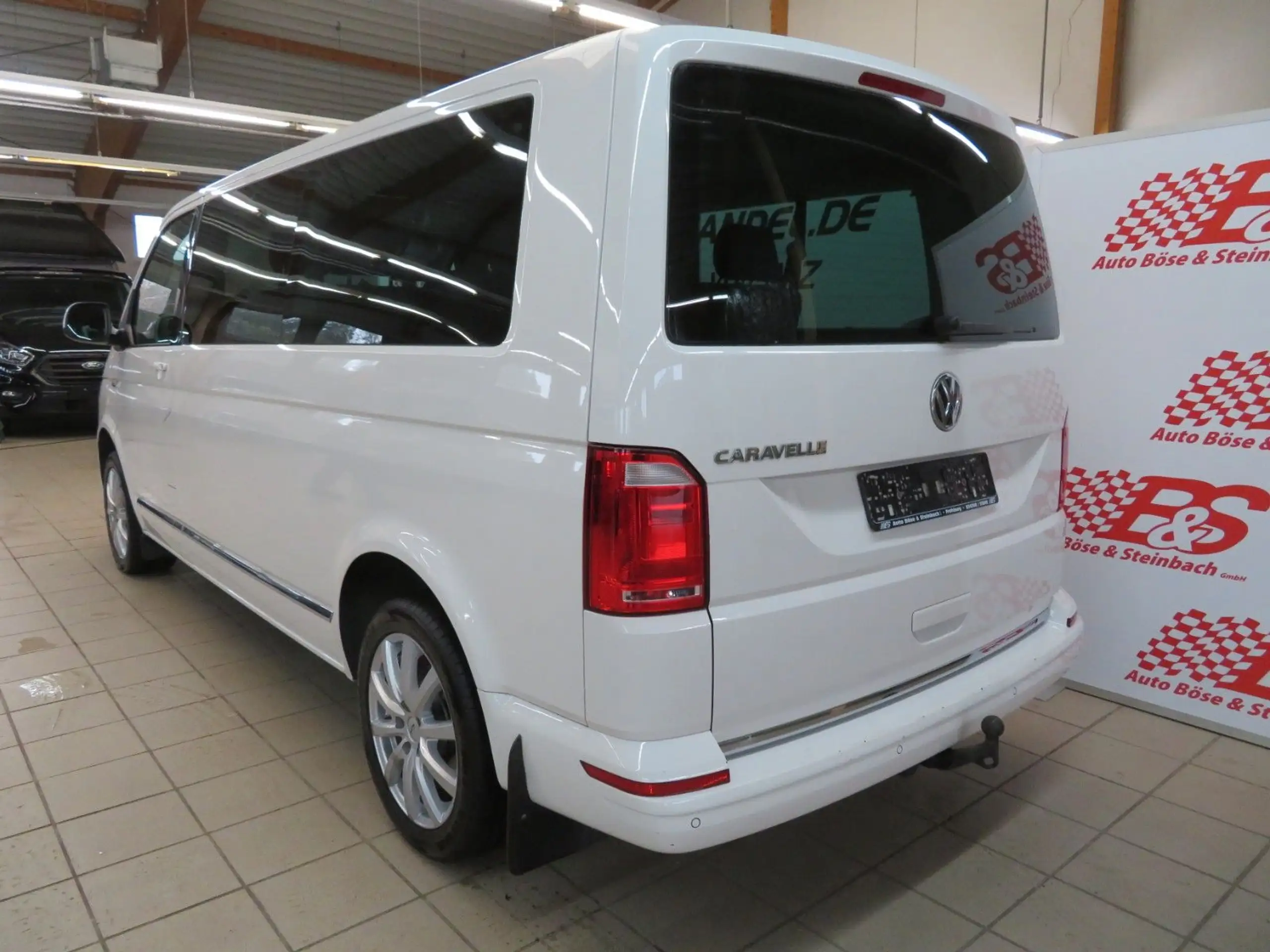 Volkswagen - T6 Caravelle