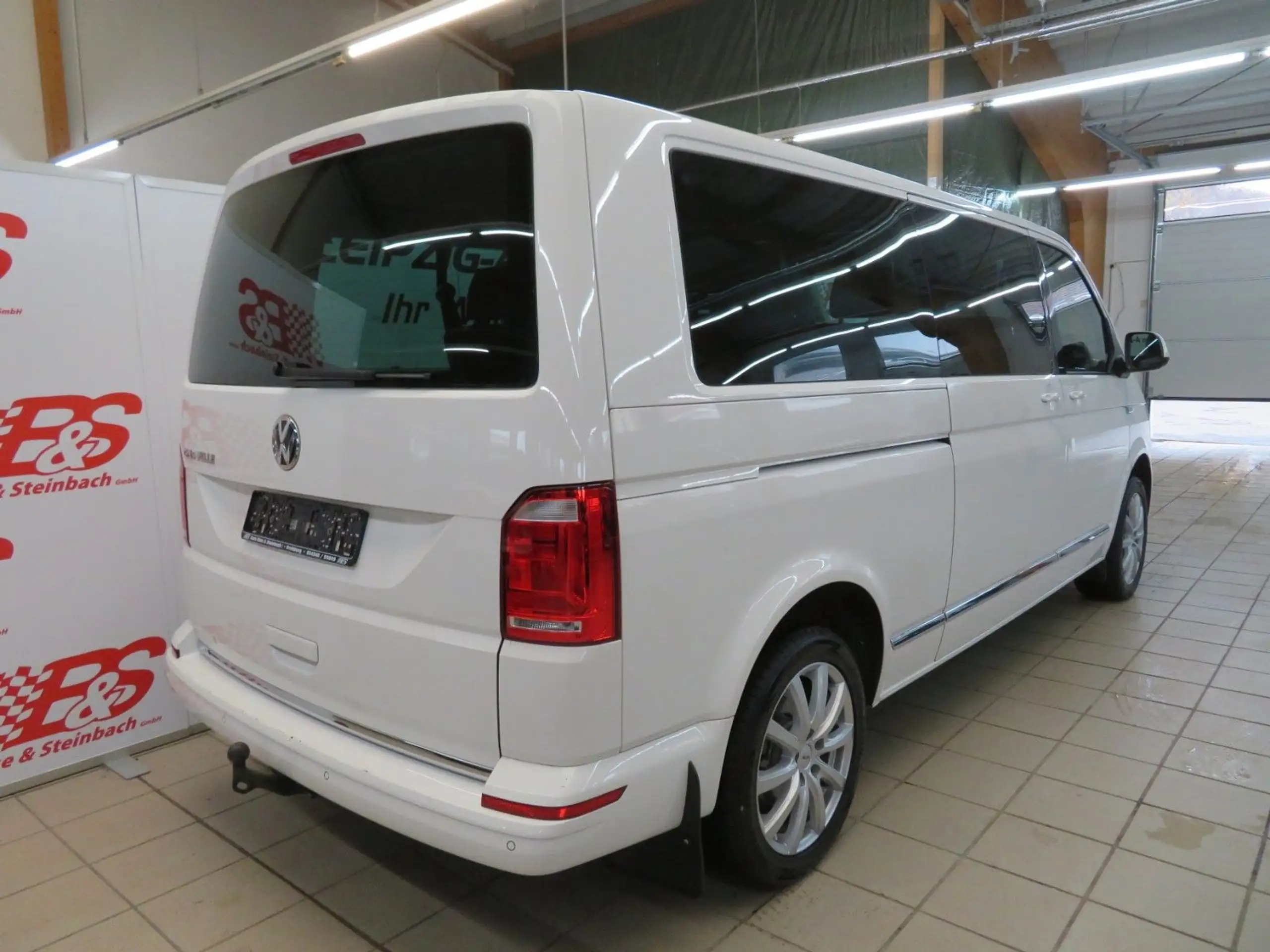 Volkswagen - T6 Caravelle