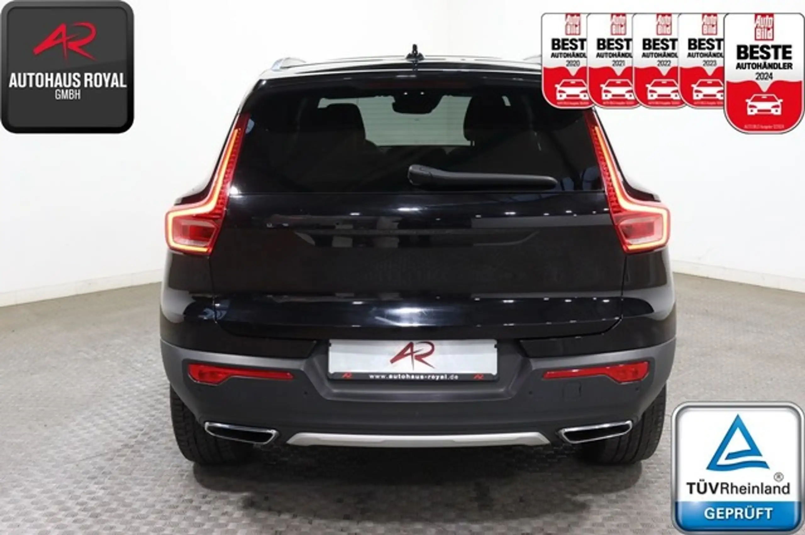 Volvo - XC40