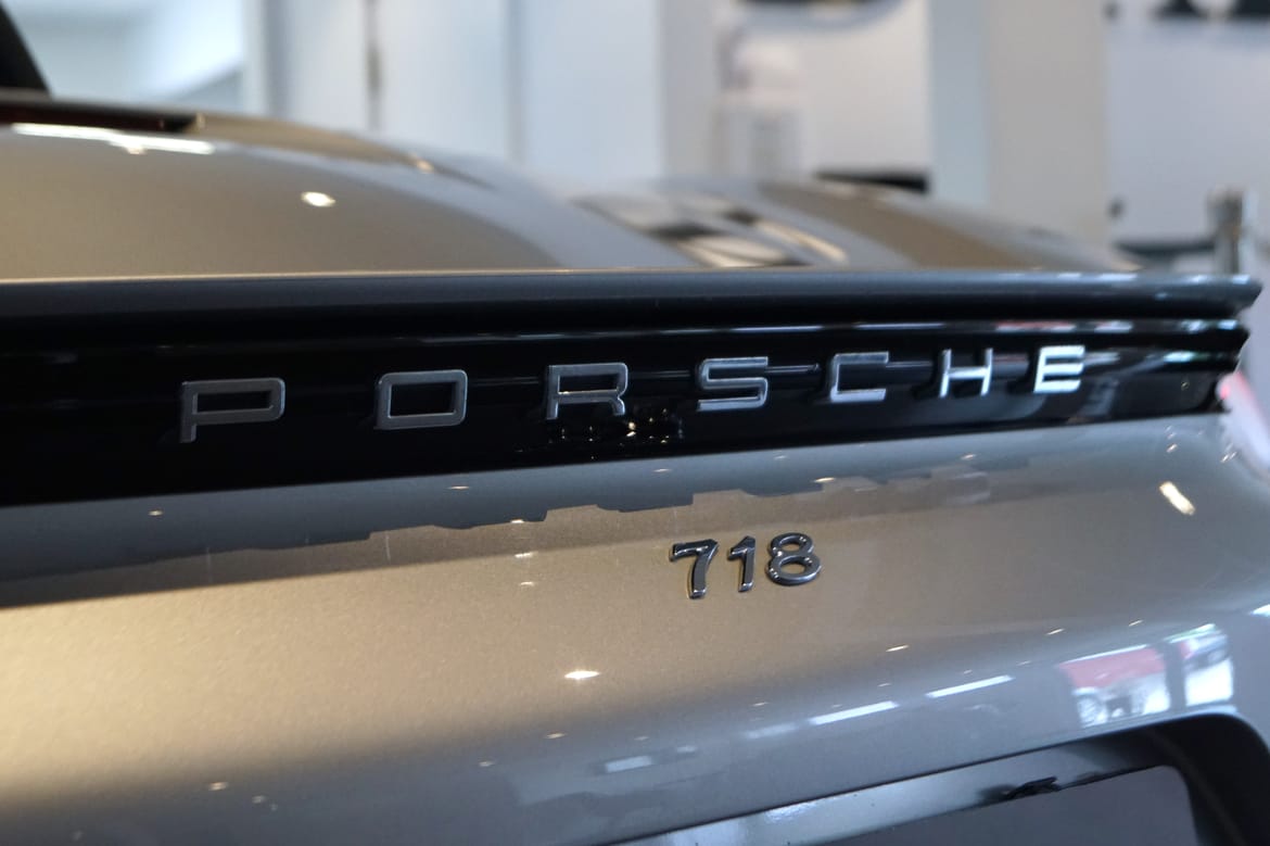 Porsche - Boxster