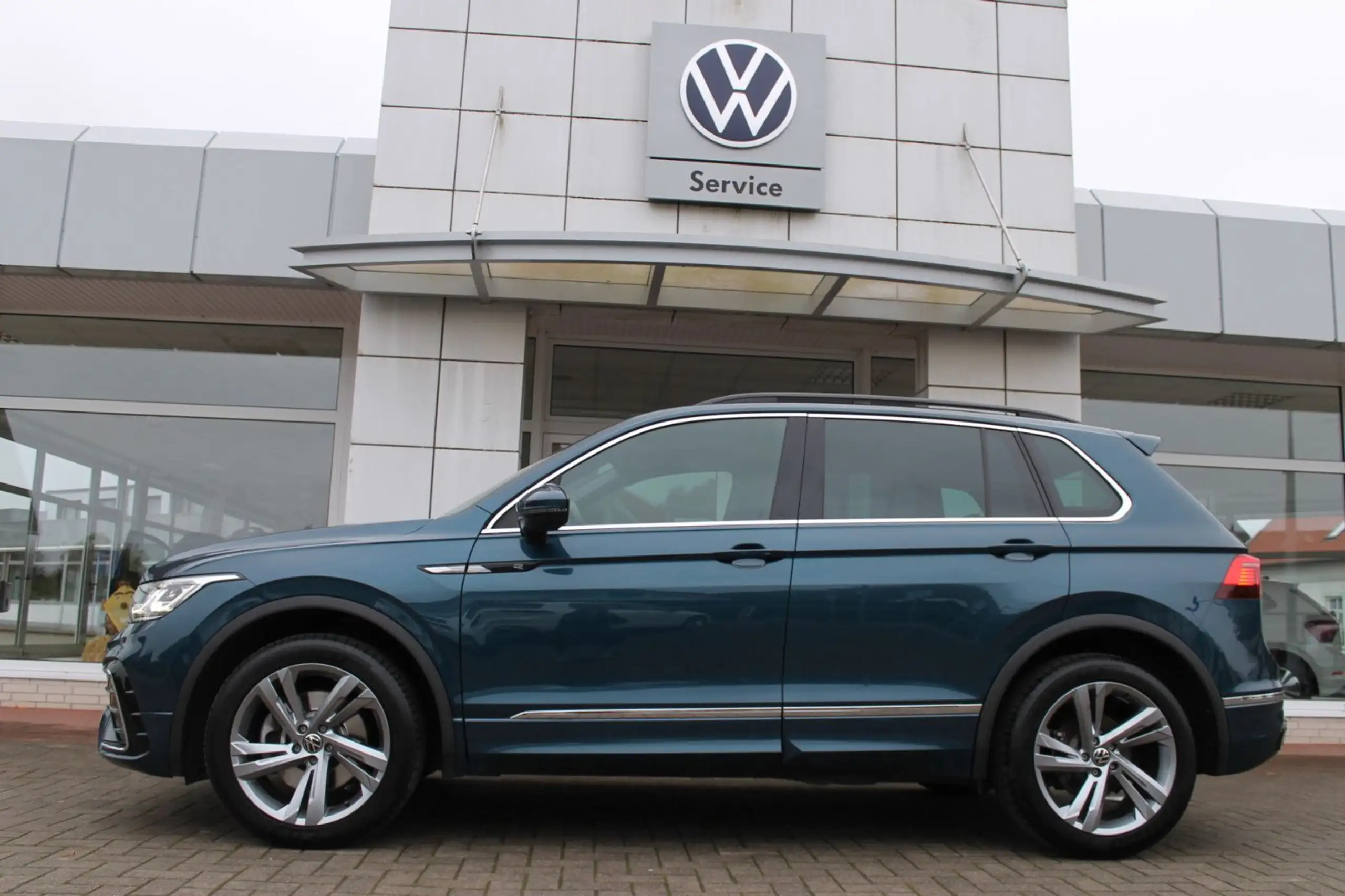 Volkswagen - Tiguan