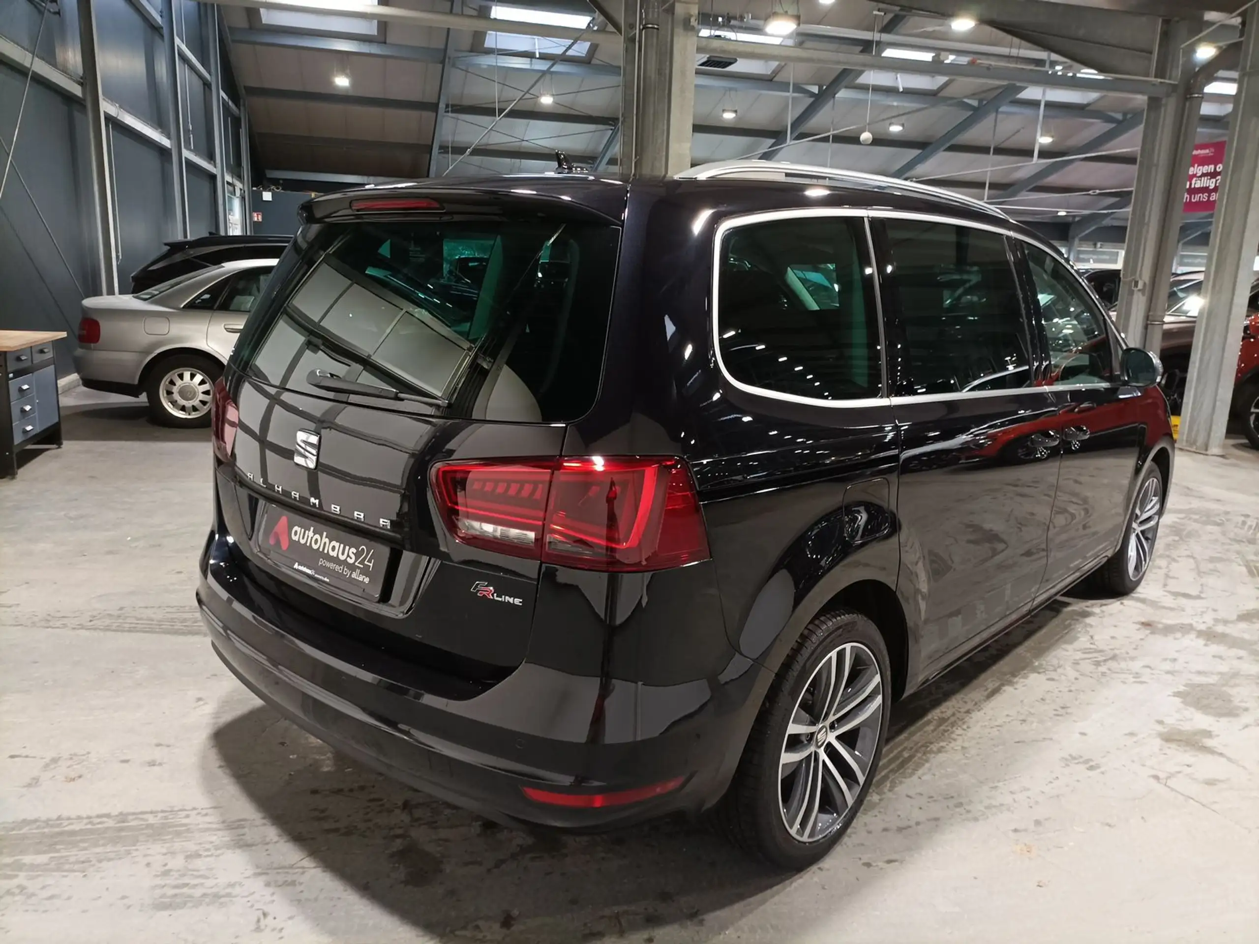 SEAT - Alhambra