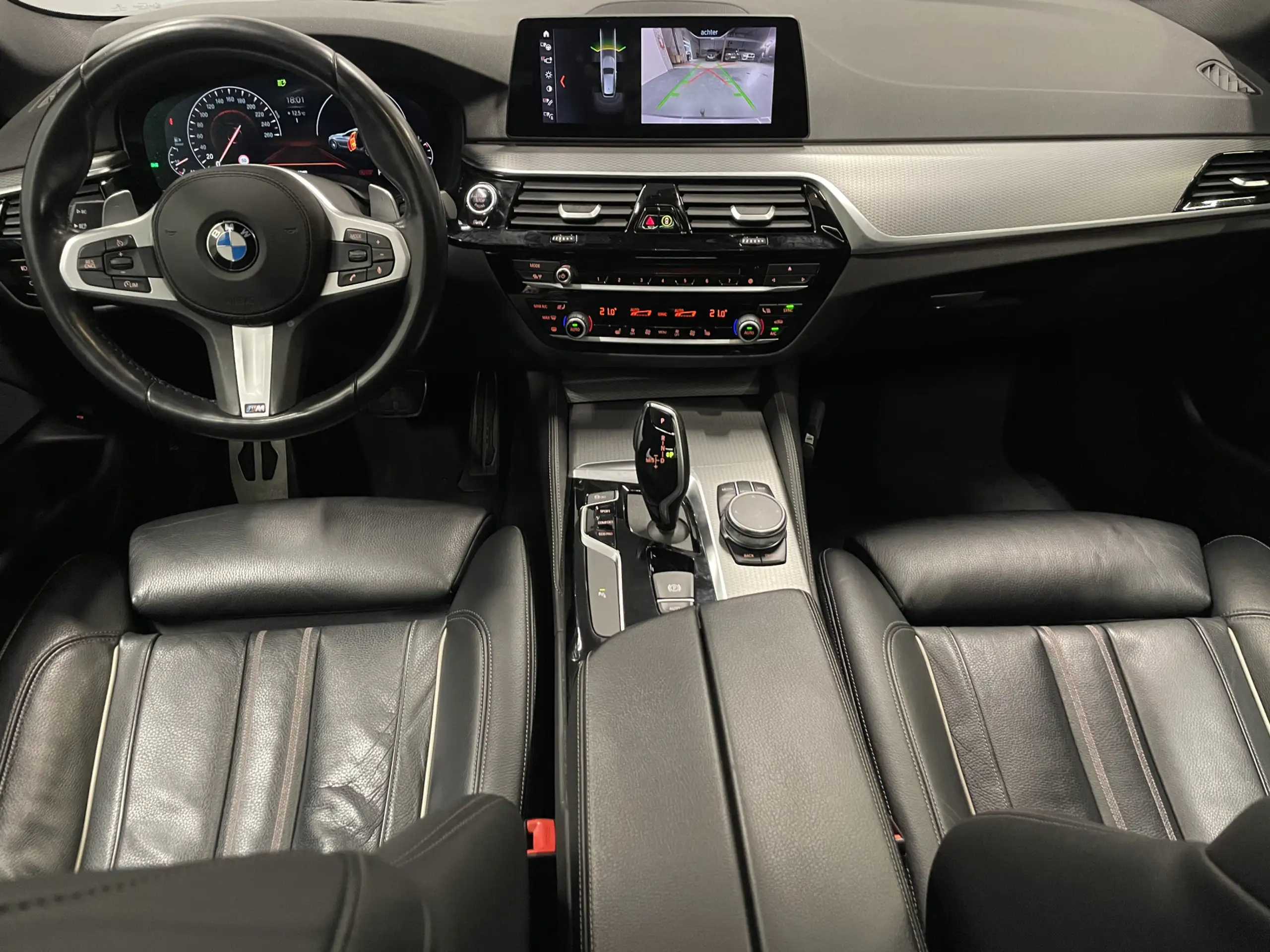 BMW - 520