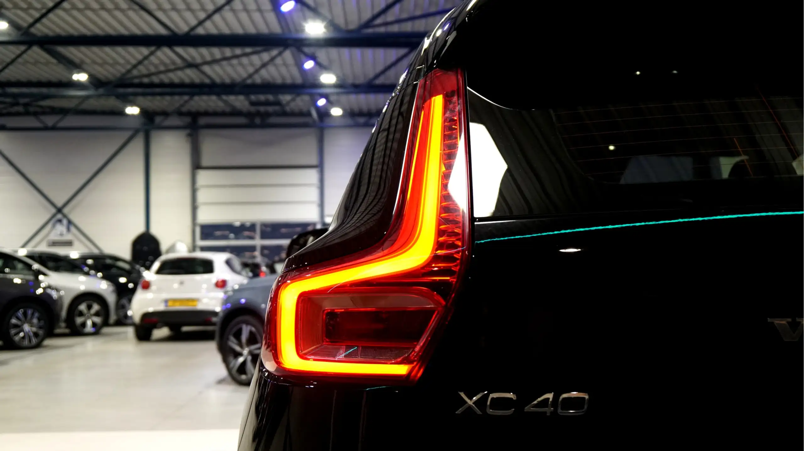 Volvo - XC40